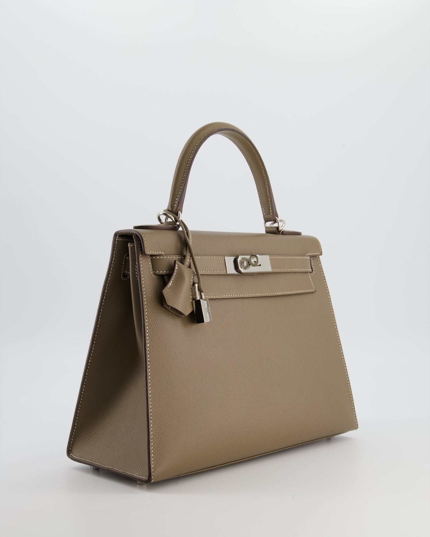 Hermes Kelly 28 Sellier Bag in Etoupe Epsom Leather with Palladium Hardware - Product Image 3