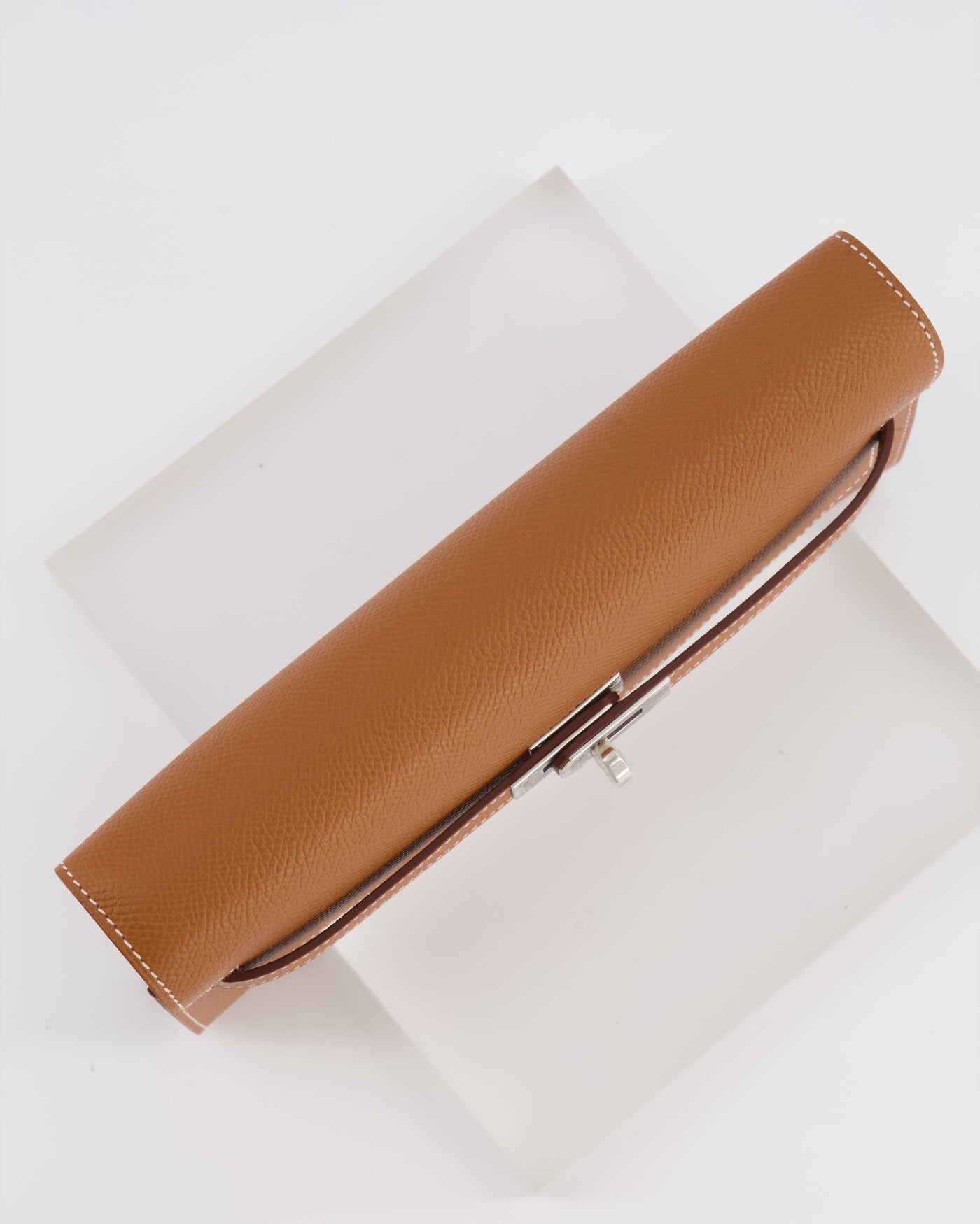 Hermes Kelly To Go Bag in Gold Epsom Leather with Palladium Hardware - Product Image 17