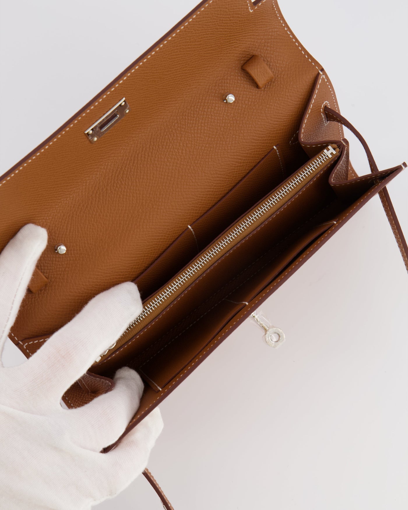 Hermes Kelly To Go Bag in Gold Epsom Leather with Palladium Hardware - Product Image 18