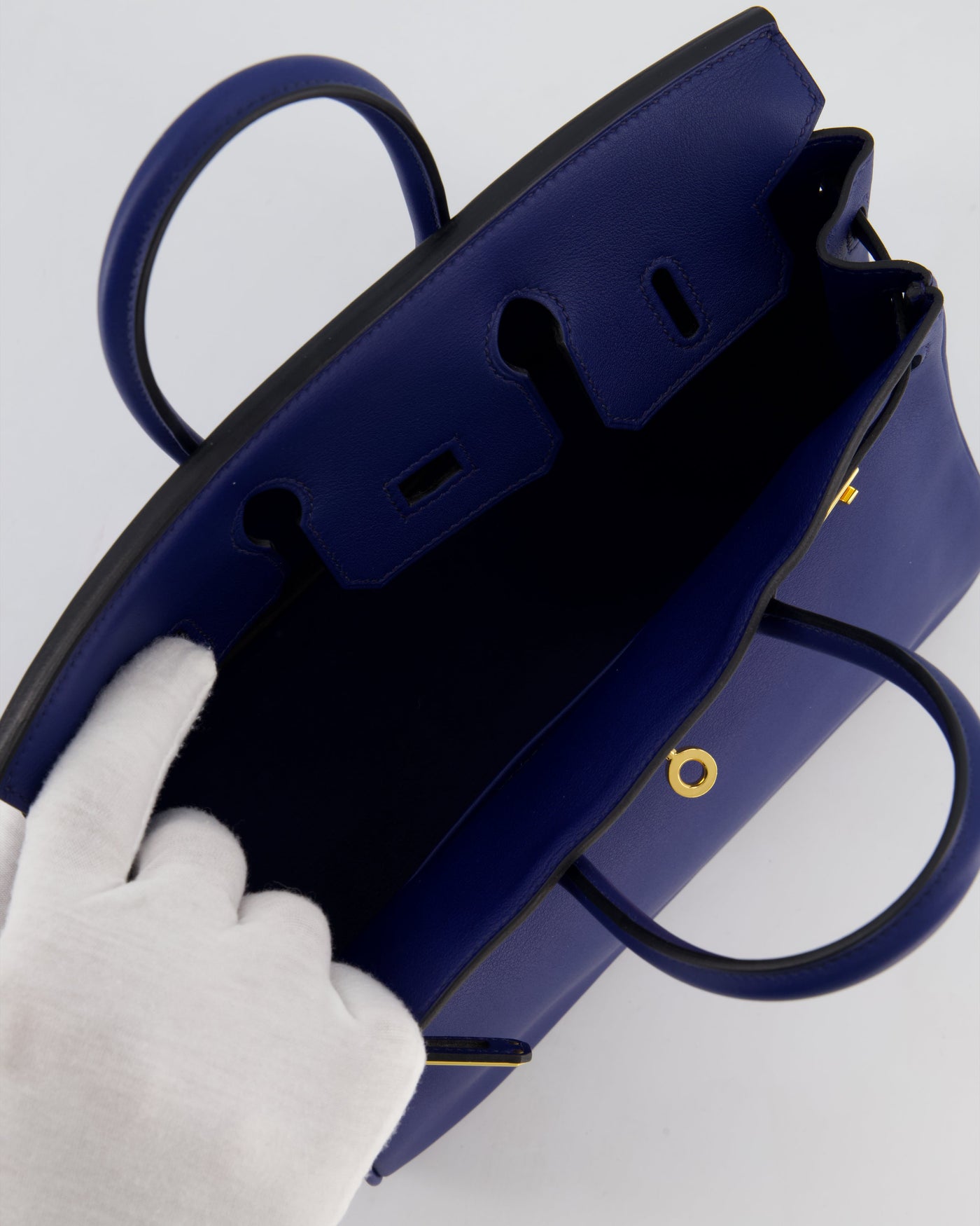 Hermes Birkin 25 Retourne Bag in Bleu Saphir Swift Leather with Gold Hardware - Product Image 17