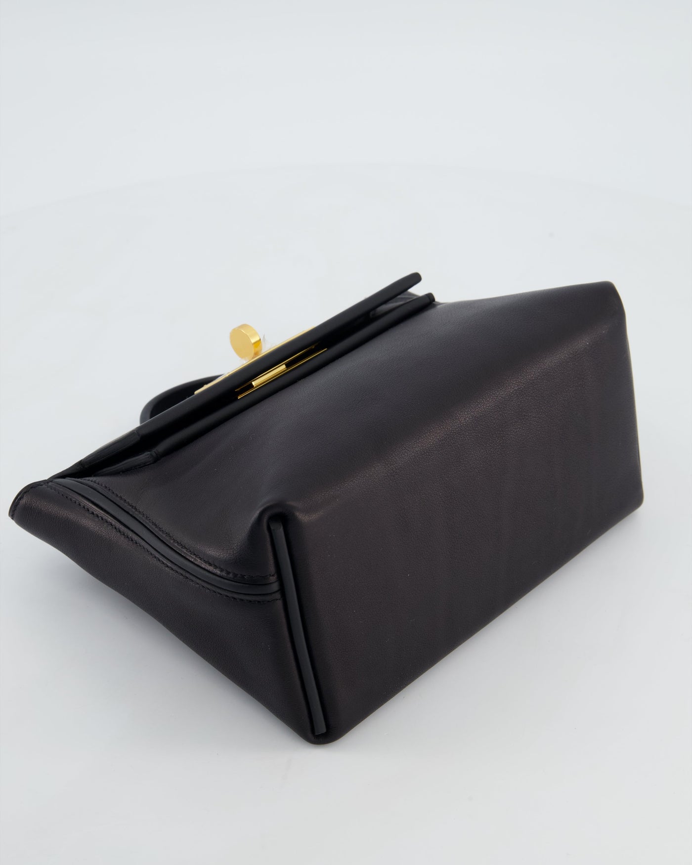 *RARE* Hermes 24/24 21 Bag in Noir Volupto and Noir Swift Leather with Gold Hardware - Product Image 21