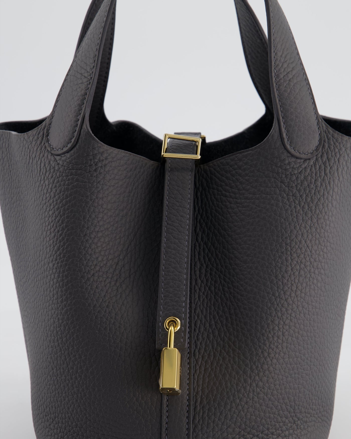 Hermes Picotin Lock 18 Bag in Ardoise Clemence Leather with Permabrass Hardware - Product Image 15