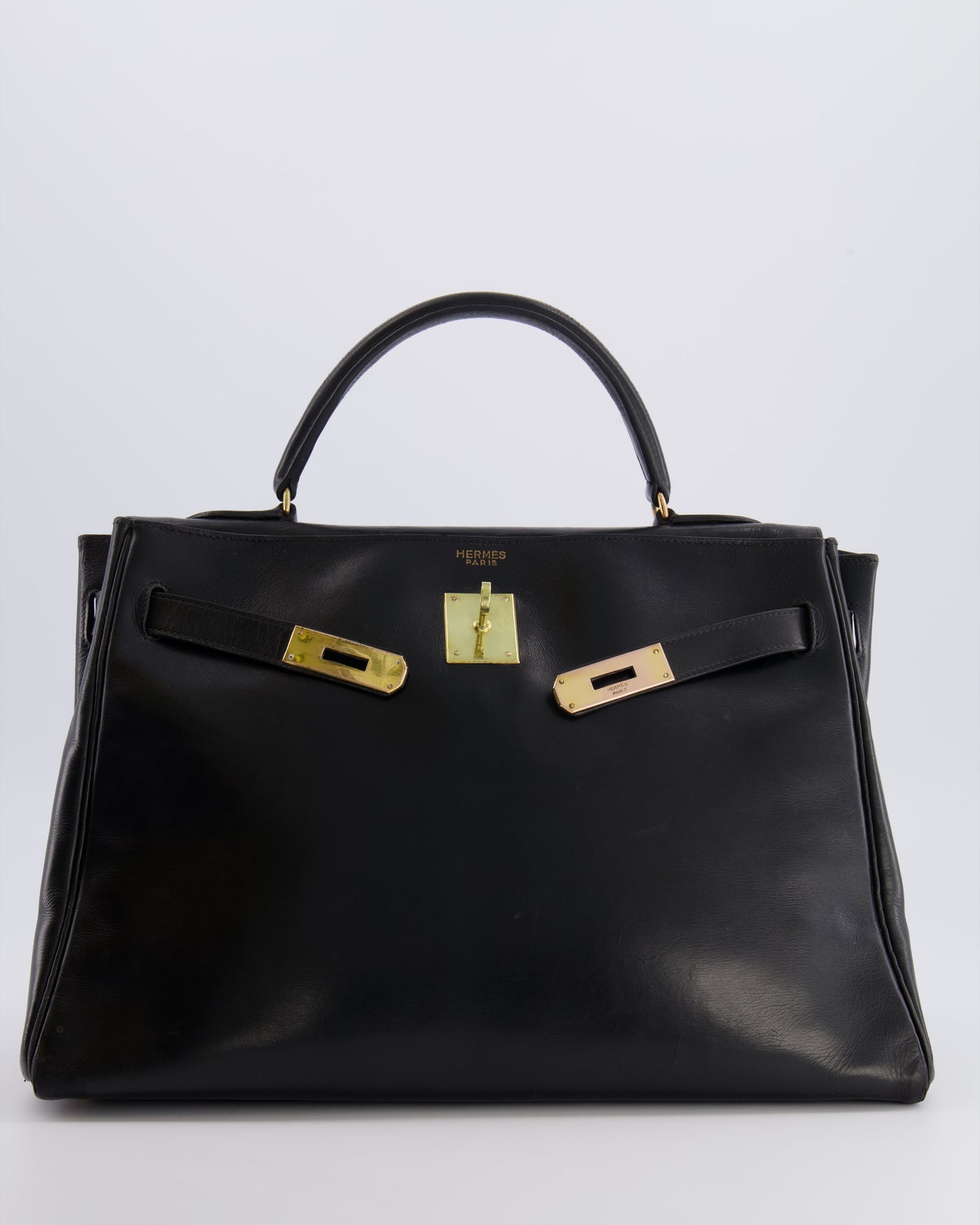 Hermes Kelly 32 Retourne Bag in Black Calfskin Box Leather with Gold Hardware - Product Image 4