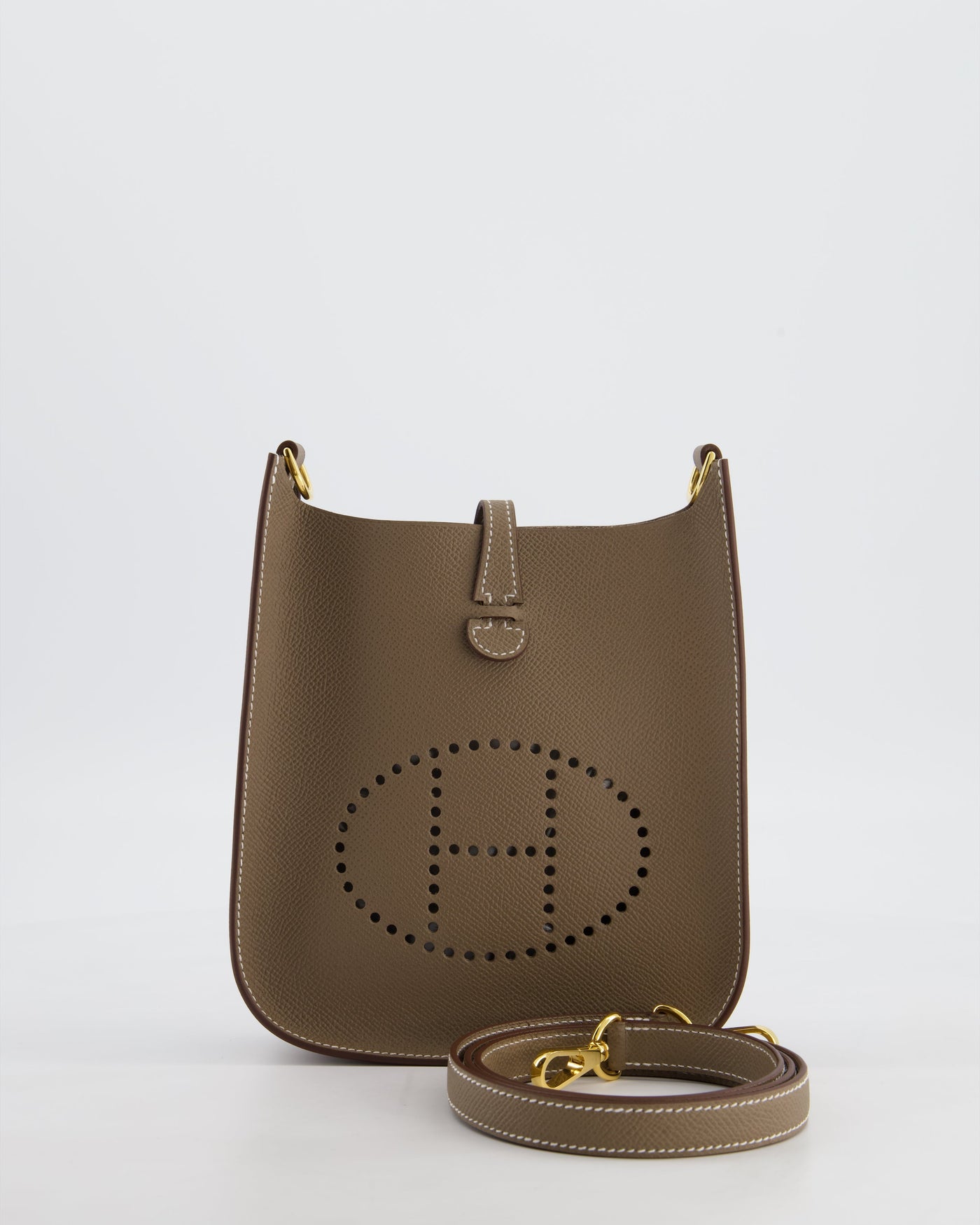 Hermes Mini Evelyne Sellier Bag in Etoupe Epsom Leather with Gold Hardware | Studio Nafay