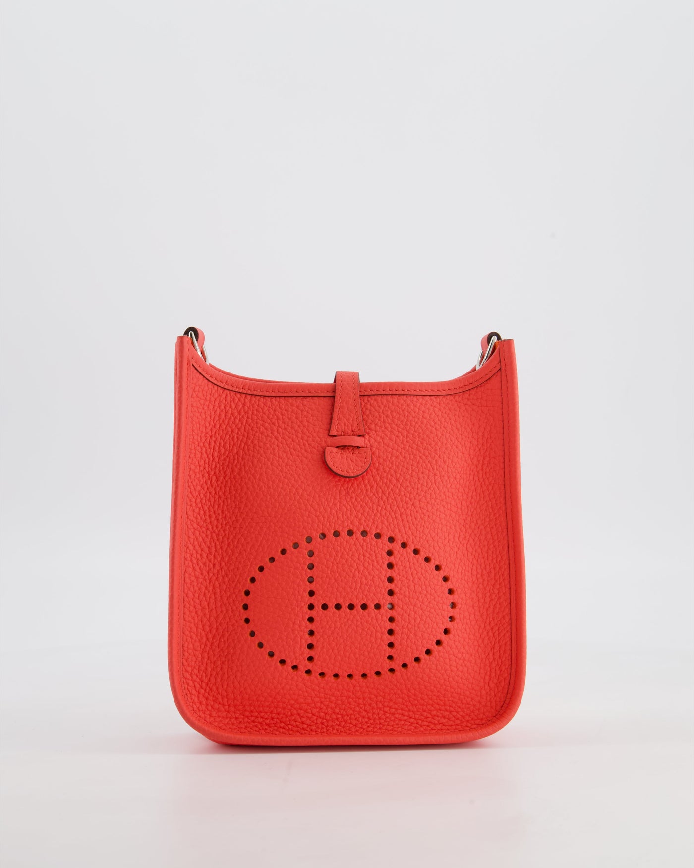Hermes Mini Evelyne Bag in Rose Texas Clemence Leather with Palladium Hardware - Product Image 4