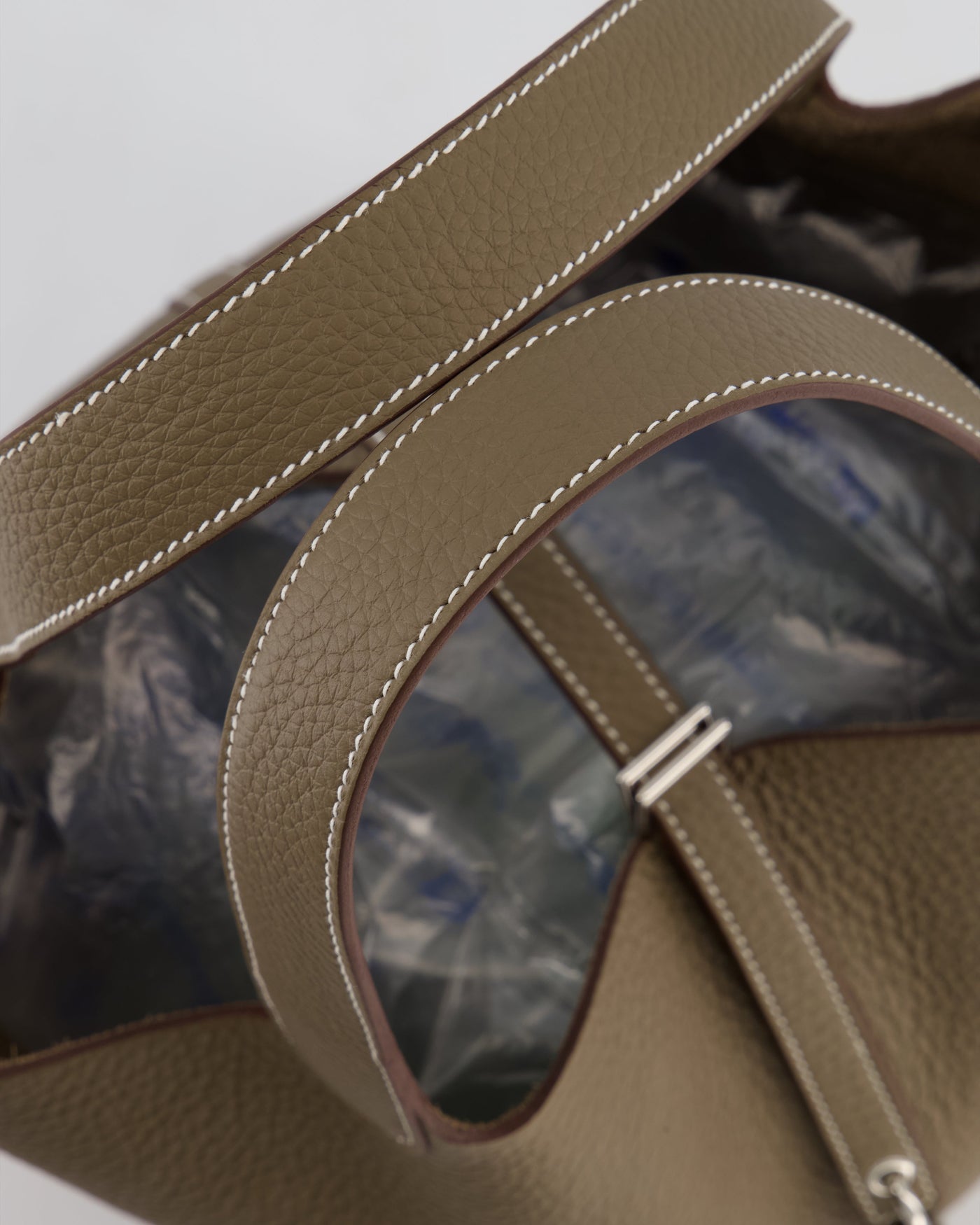 Hermes Picotin 22 Lock Bag in Etoupe Clemence Leather with Palladium Hardware - Product Image 16