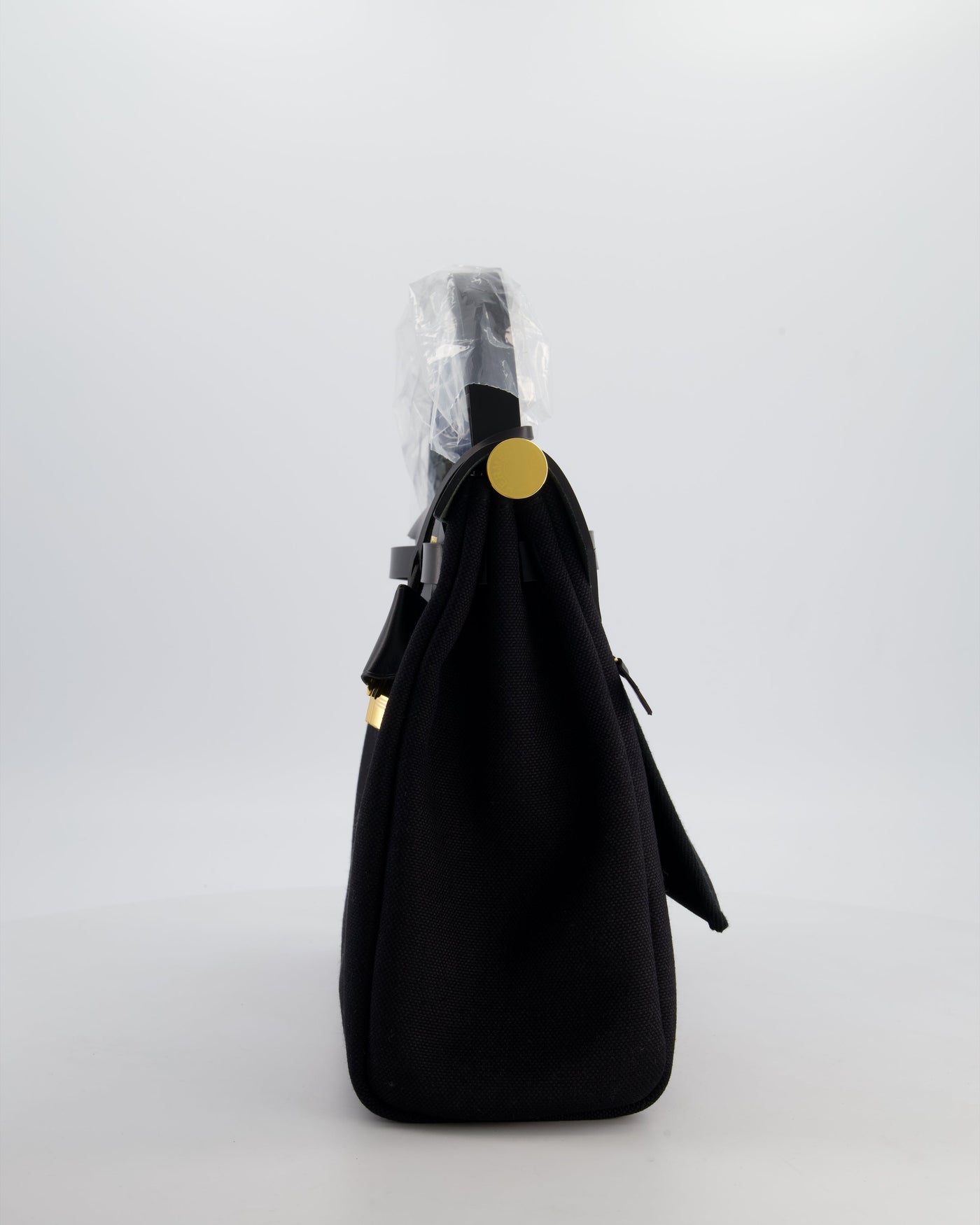 Hermes Herbag 31 Zip Bag in Noir Toile Officier Canvas, Noir Vache Hunter Leather with Gold Hardware - Product Image 8