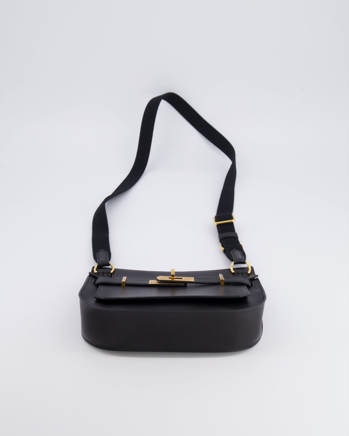 *RARE* Hermes Mini Jypsiere Crossbody Bag in Black Evergrain Leather with Gold Hardware - Product Image 17