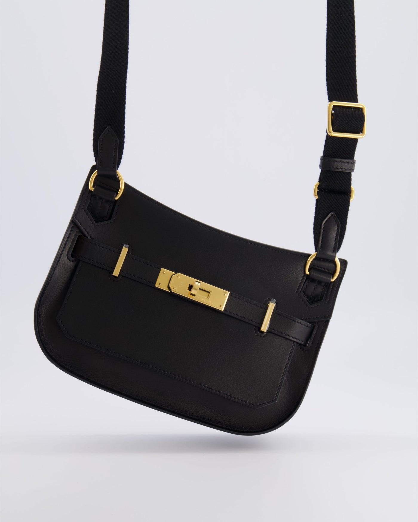 *RARE* Hermes Mini Jypsiere Crossbody Bag in Black Evergrain Leather with Gold Hardware - Product Image 10