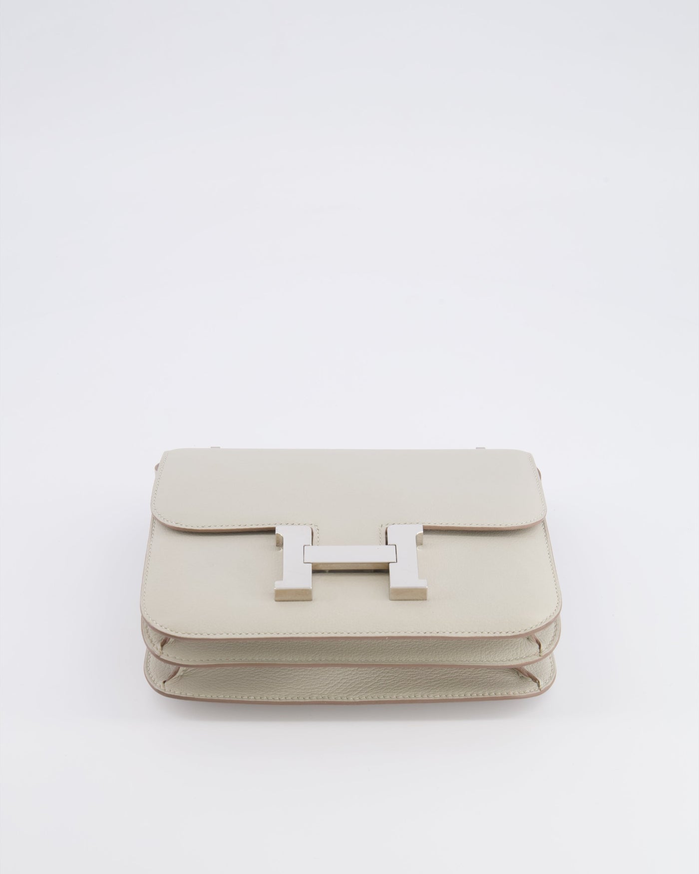 Hermes Constance III 18 Bag in Gris Perle Evercolor Leather with Palladium Hardware - Product Image 16