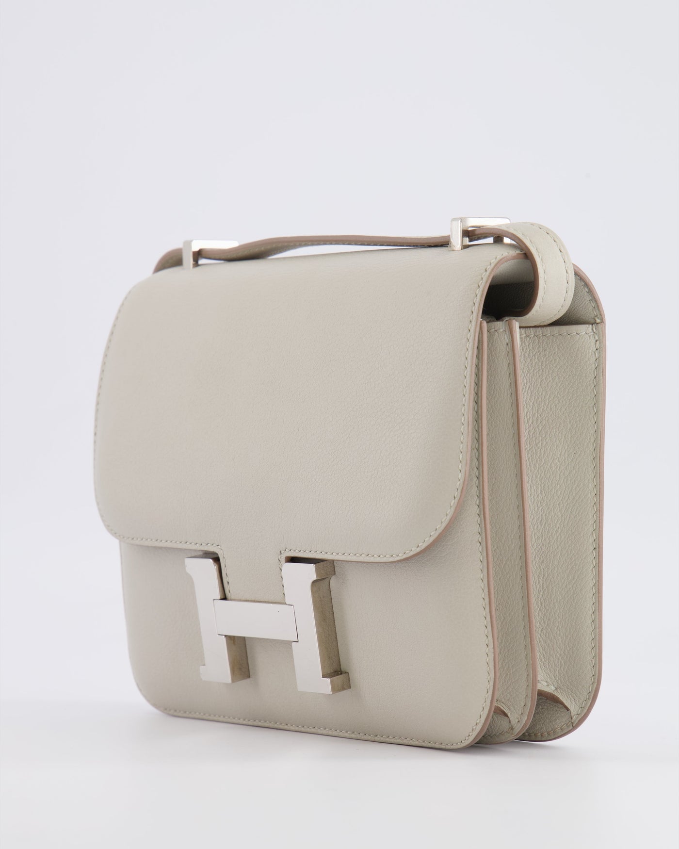 Hermes Constance III 18 Bag in Gris Perle Evercolor Leather with Palladium Hardware - Product Image 12