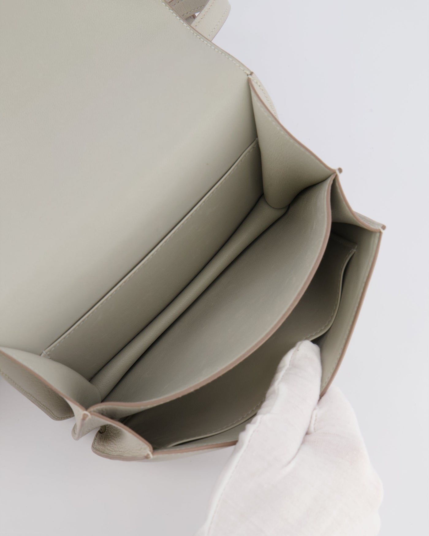 Hermes Constance III 18 Bag in Gris Perle Evercolor Leather with Palladium Hardware - Product Image 20