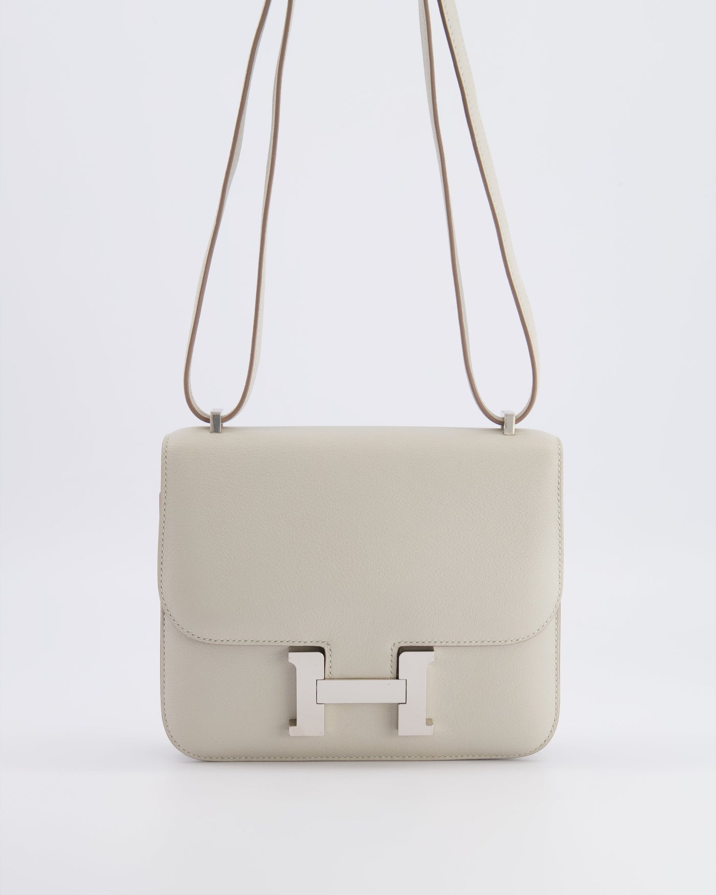 Hermes Constance III 18 Bag in Gris Perle Evercolor Leather with Palladium Hardware - Product Image 2