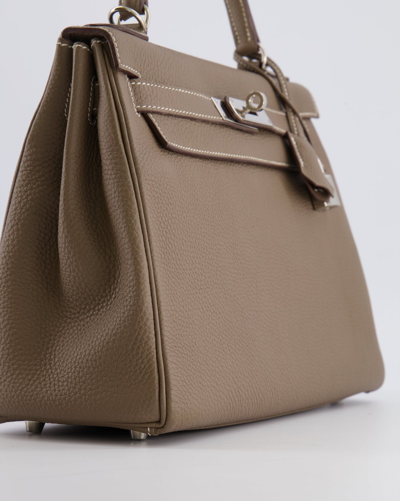 Hermes Kelly 28 Retourne Bag in Etoupe Togo Leather with Palladium Hardware - Product Image 12