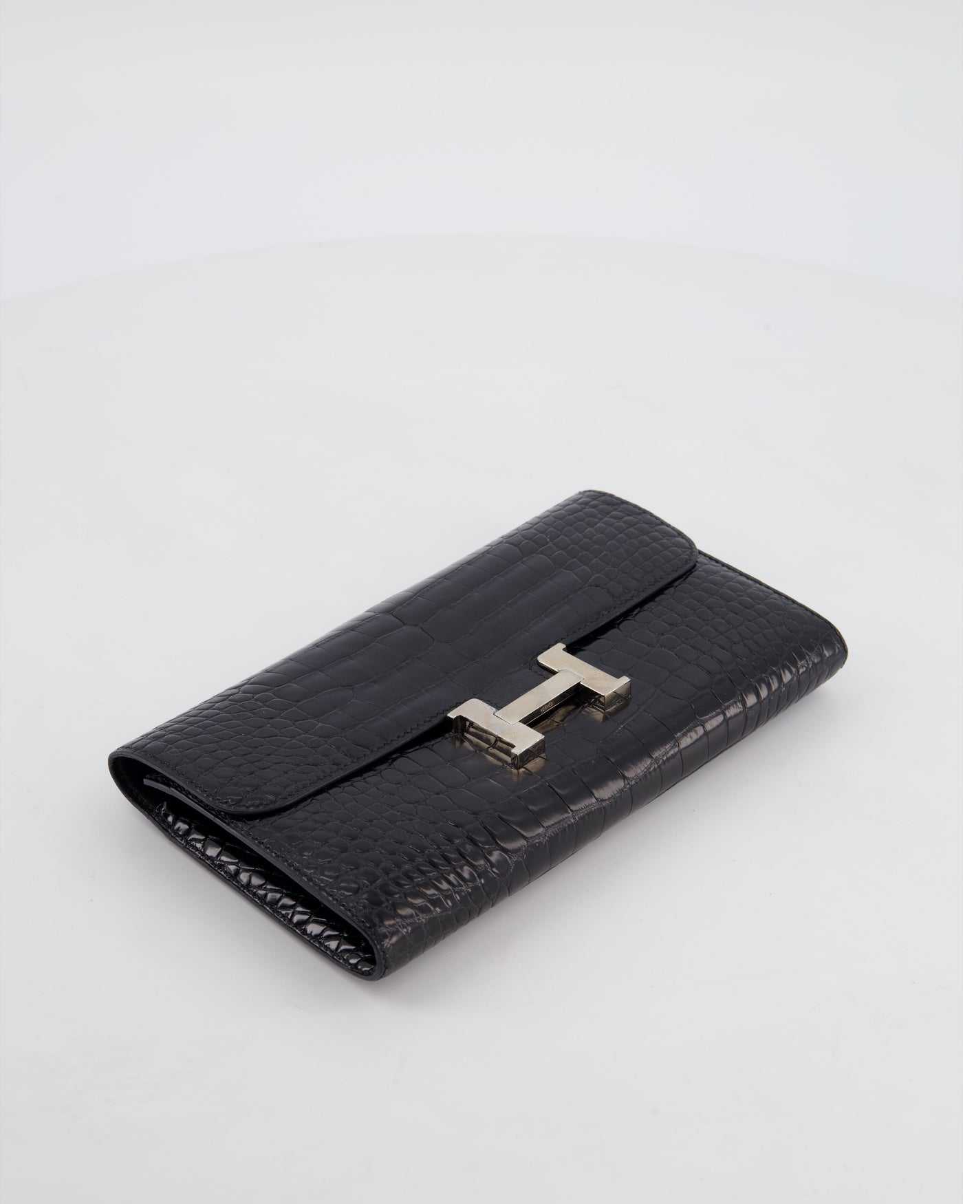 Hermes Constance Wallet in Noir Alligator with Palladium Hardware - Product Image 15