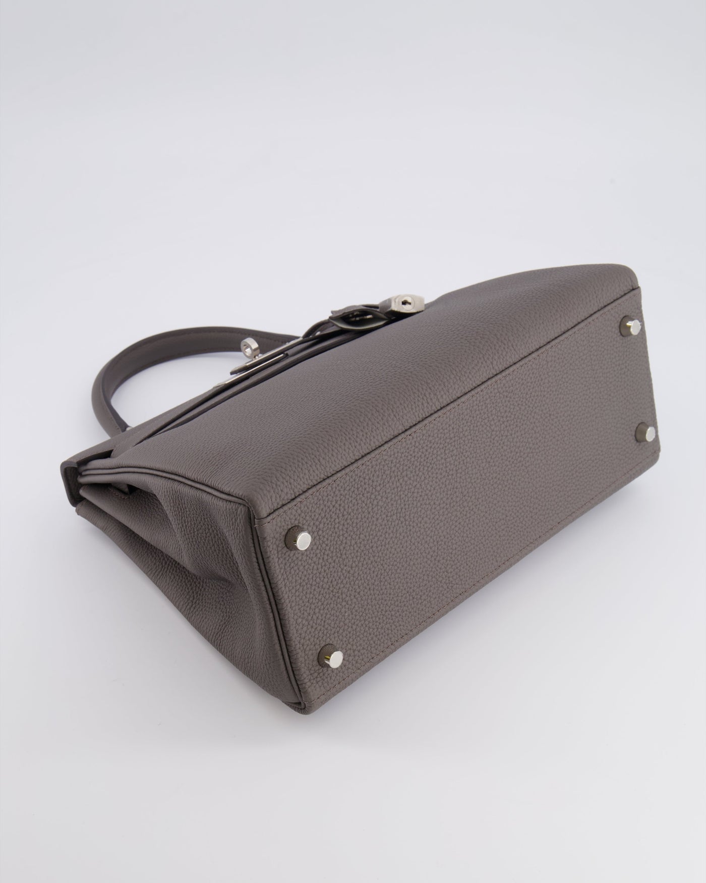 Hermes Kelly 28 Retourne HSS Bag in Gris Etain Togo Leather with Gris Perle Interior and Brushed Palladium Hardware - Product Image 20