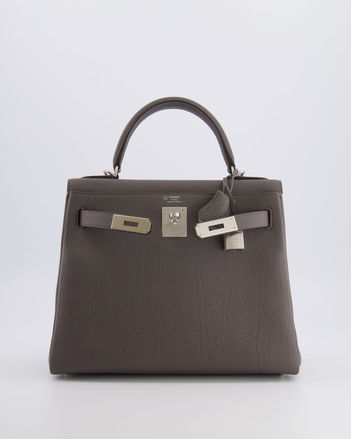 Hermes Kelly 28 Retourne HSS Bag in Gris Etain Togo Leather with Gris Perle Interior and Brushed Palladium Hardware - Product Image 3