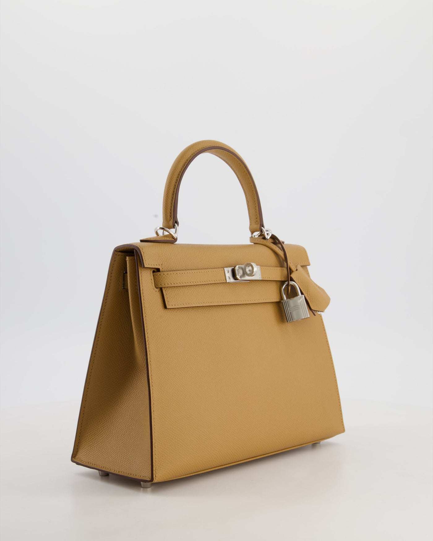 Hermes Kelly 25 Sellier Bag in Biscuit Epsom Leather with Palladium Hardware - Product Image 4