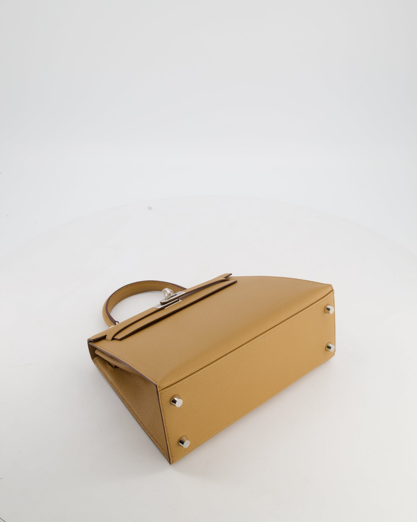 Hermes Kelly 25 Sellier Bag in Biscuit Epsom Leather with Palladium Hardware - Product Image 19