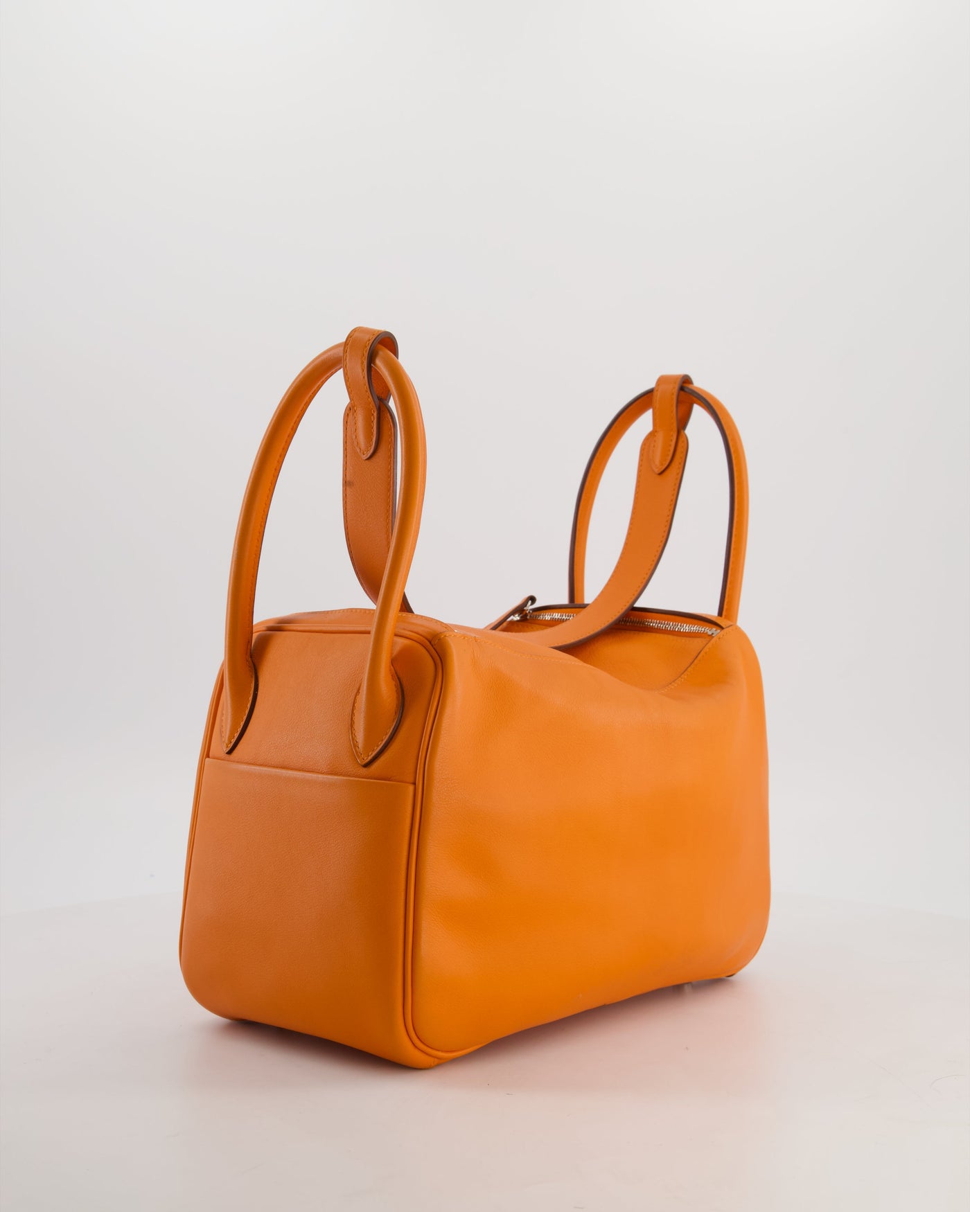 Hermes Lindy 26 Bag in Orange H Swift Leather with Palladium Hardware - Product Image 7