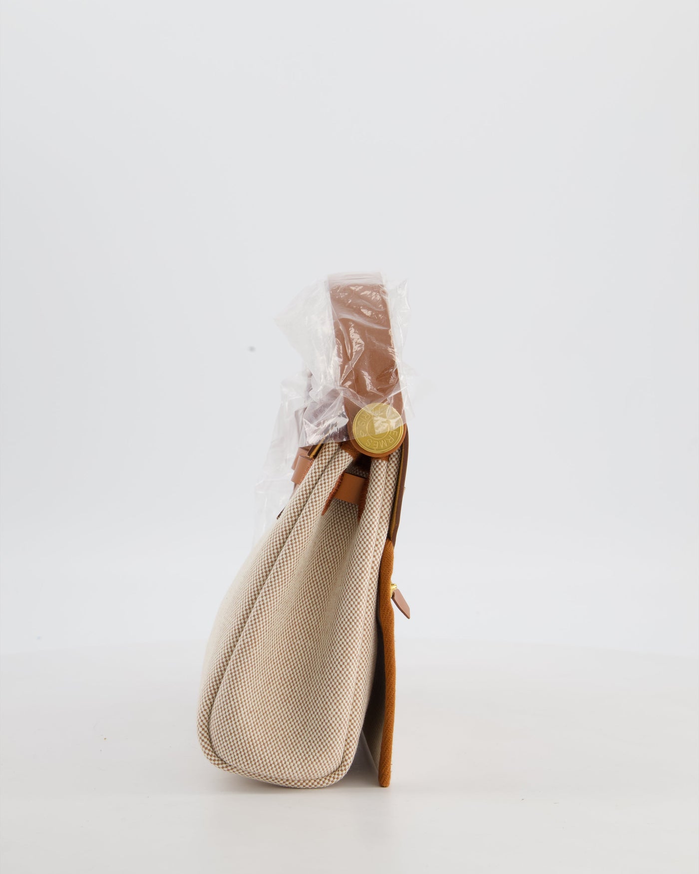 *HOT* Hermes Herbag Zip 20 Bag in Fauve Vache Hunter Leather & Ecru/Beige Viking Canvas with Gold Hardware - Product Image 7