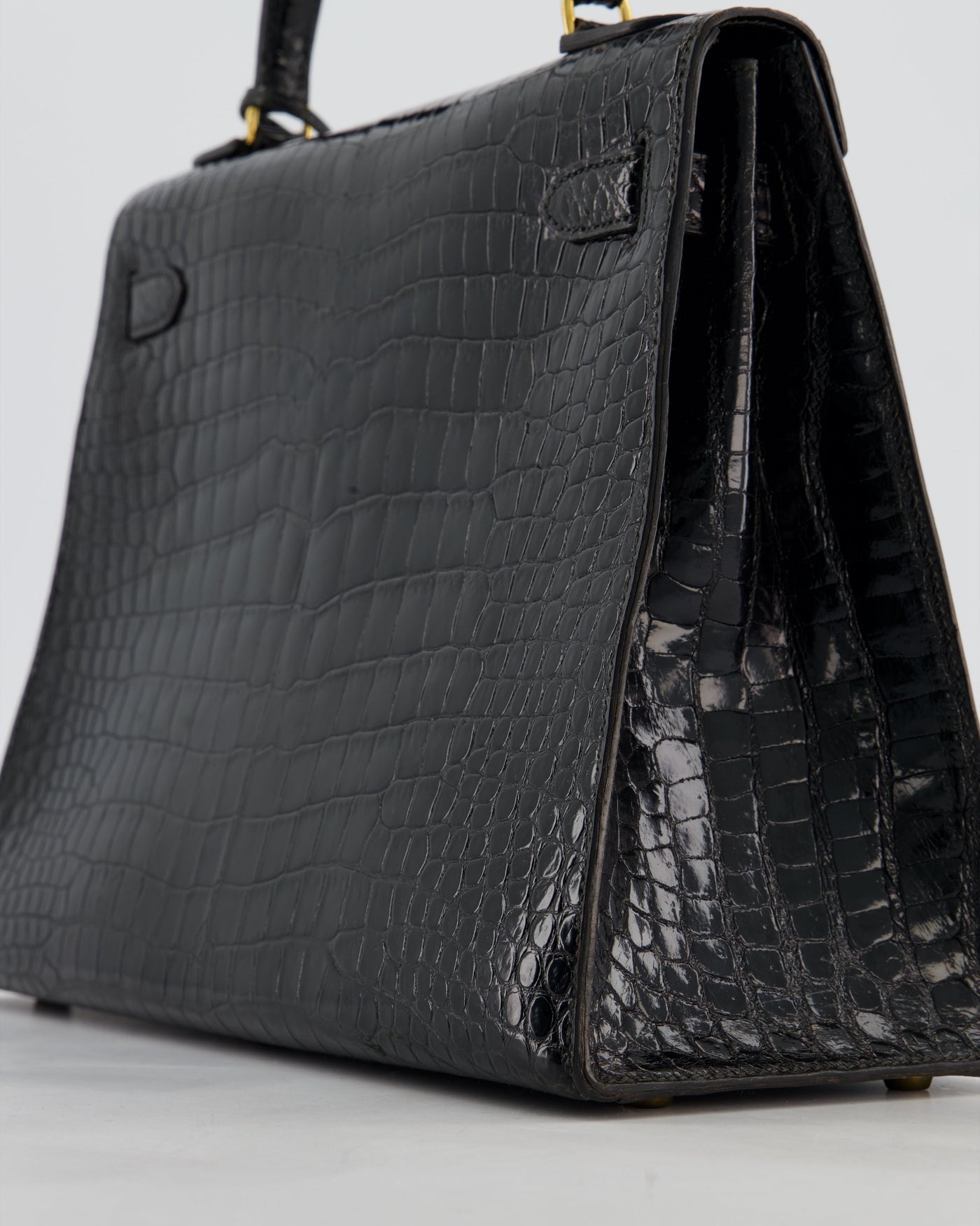 *HOT* Hermes Kelly 32 Sellier Bag in Noir Porosus Crocodile Leather with Gold Hardware - Product Image 12