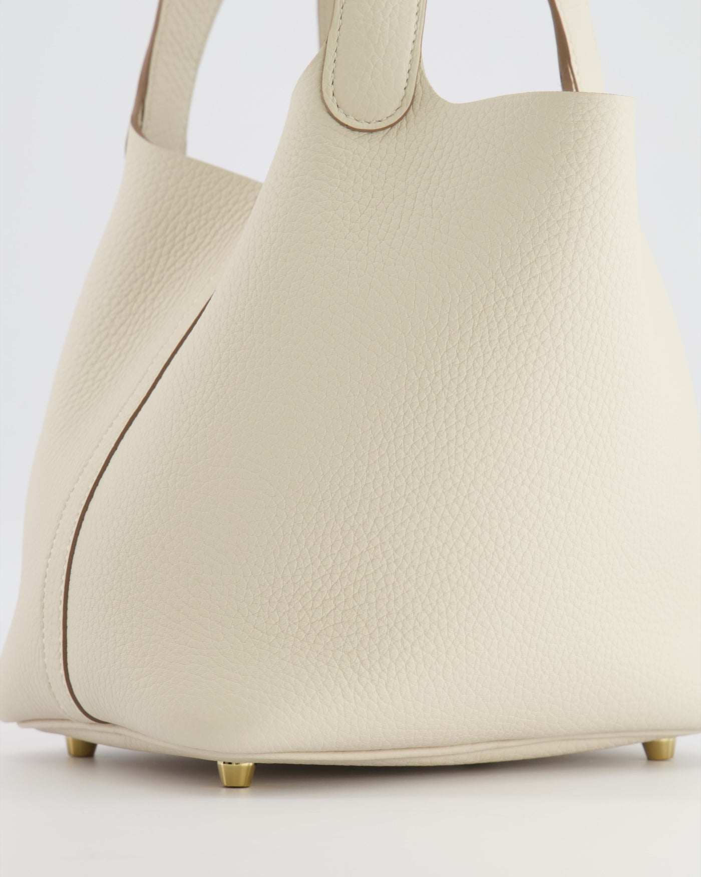 *RARE* Hermes Picotin Lock 18 Bag in Craie Clemence Leather with Gold Hardware - Product Image 12