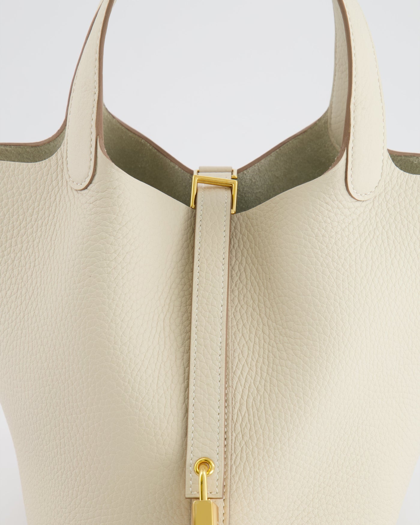 *RARE* Hermes Picotin Lock 18 Bag in Craie Clemence Leather with Gold Hardware - Product Image 13