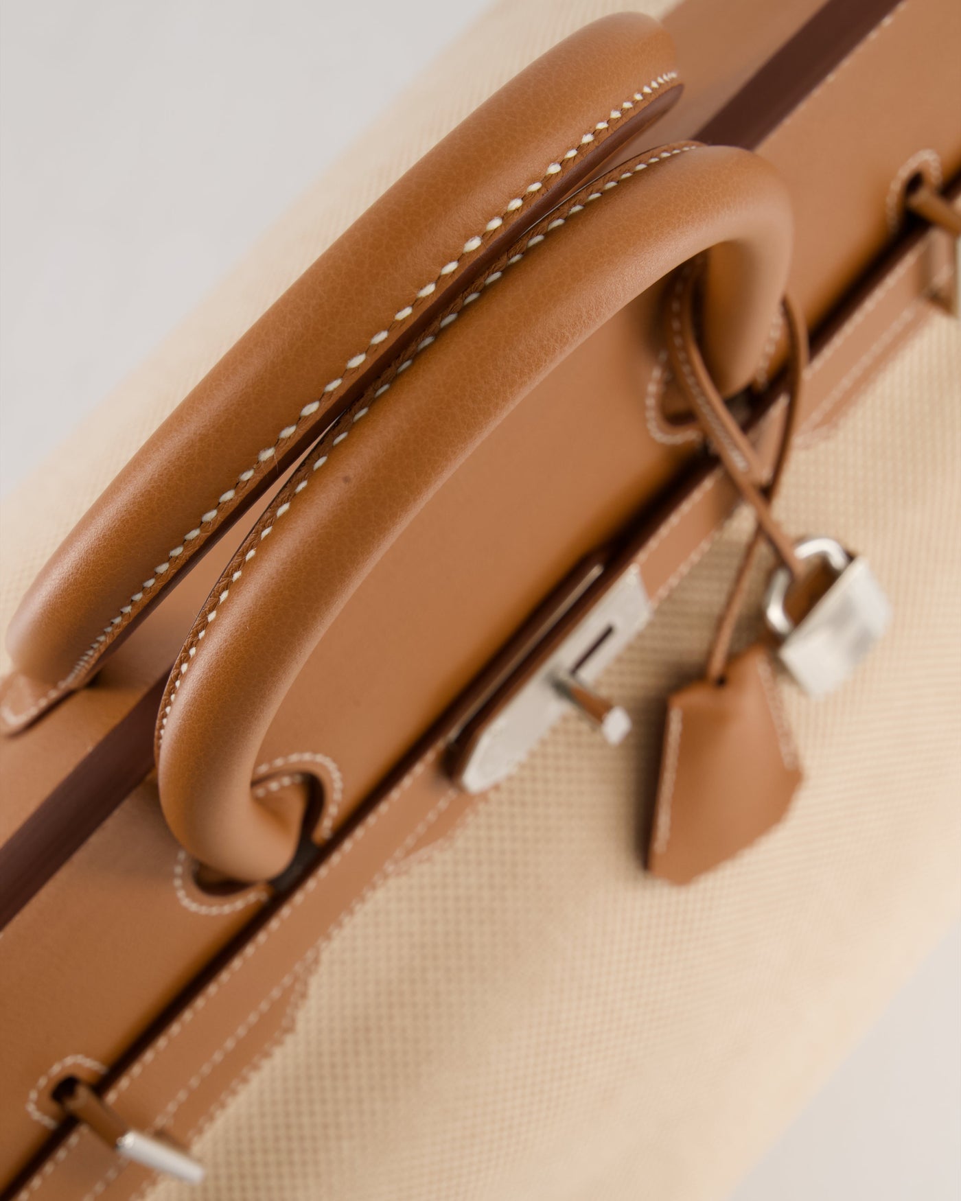 *RARE* Hermes Haut à Courroies HAC 50 Bag in Gold Evercolour Leather & Écru/Beige Toile Cross Canvas with Palladium Hardware - Product Image 16