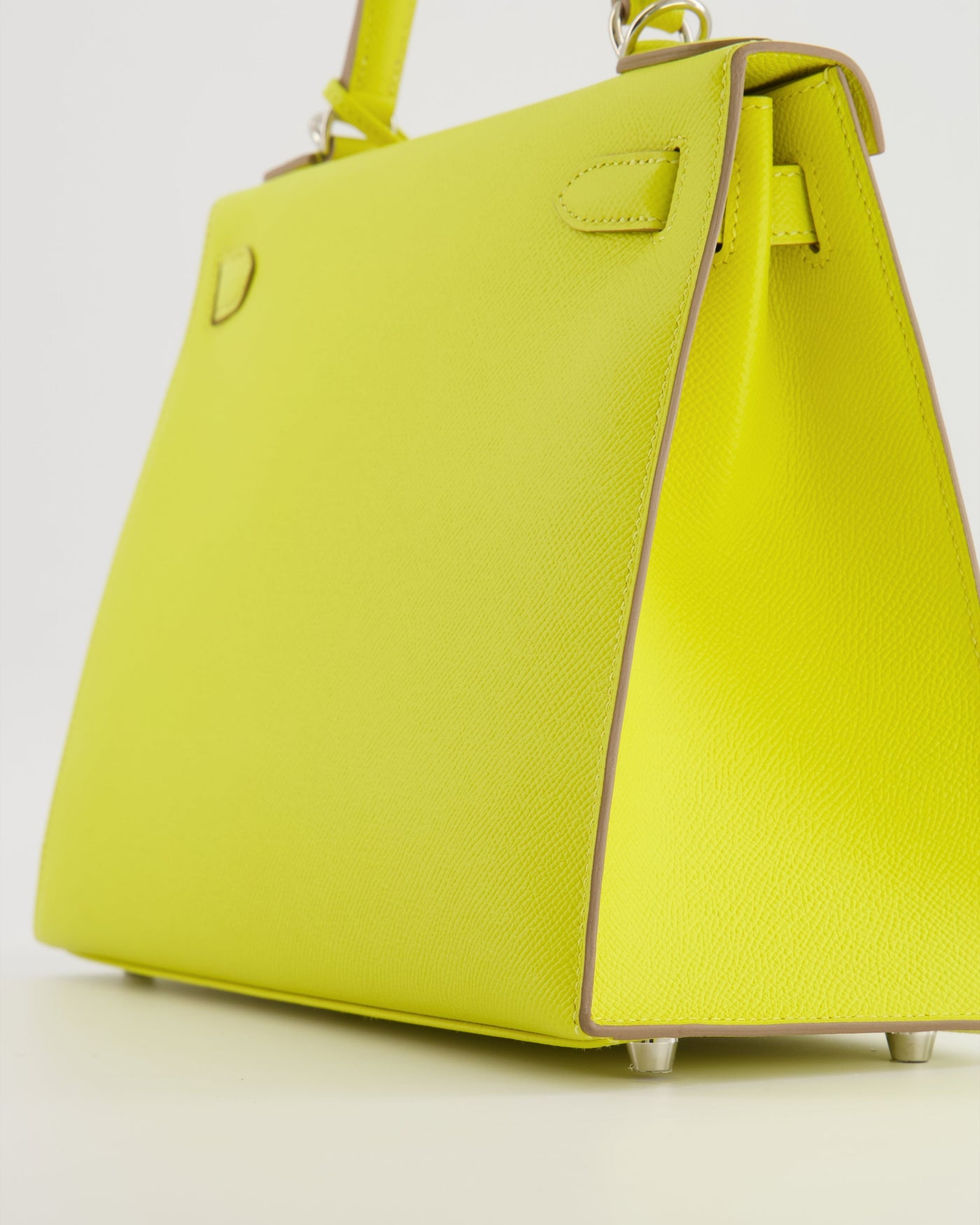 Hermes Kelly 28 Sellier Bag in Lime Epsom Leather with Palladium Hardware - Product Image 15