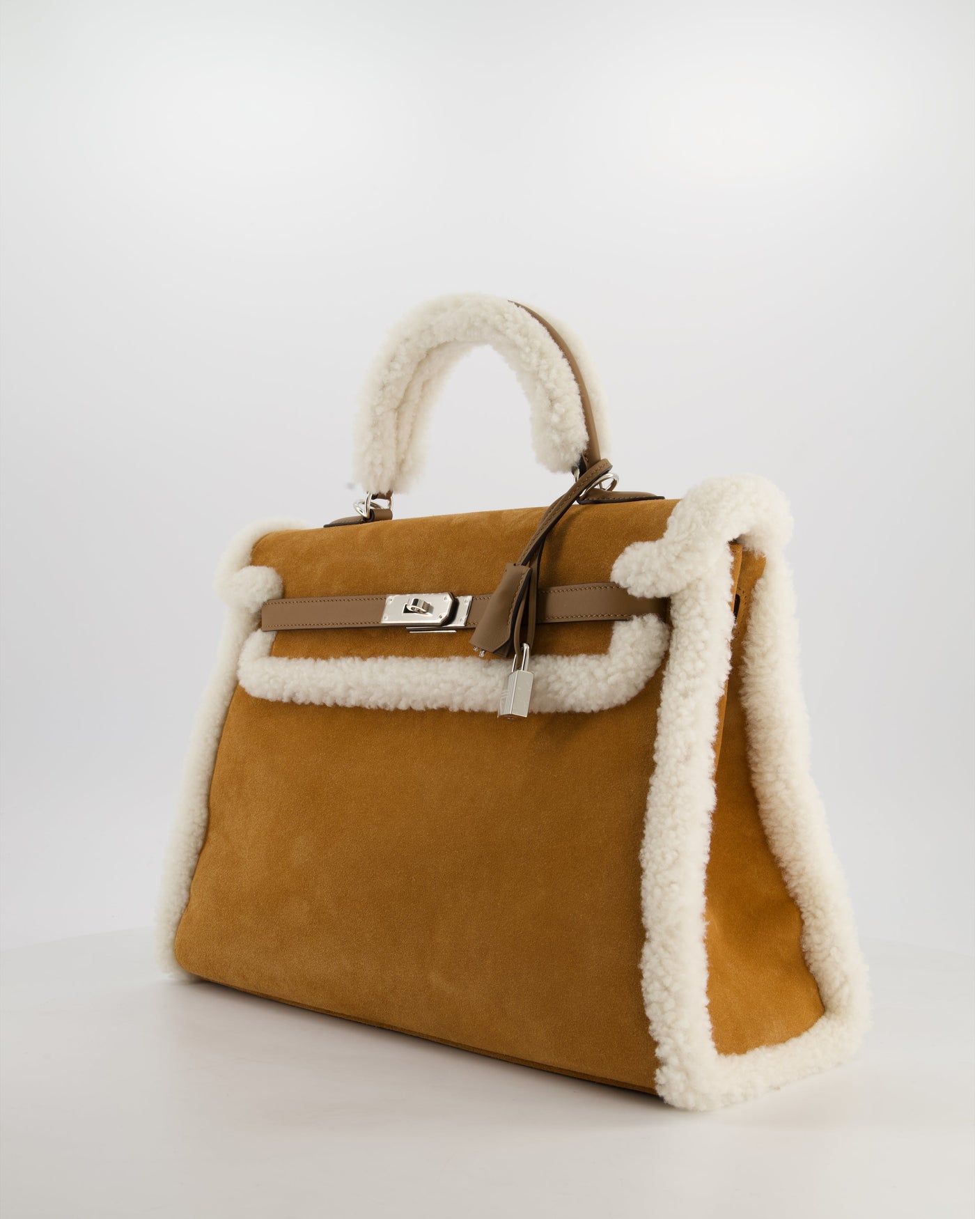Hermes Kelly 35 Teddy Plush Grizzly Bag in Alezan Swift Leather, Ecru Plush & Chamois Grizzly Suede Leather with Palladium Hardware - Product Image 12
