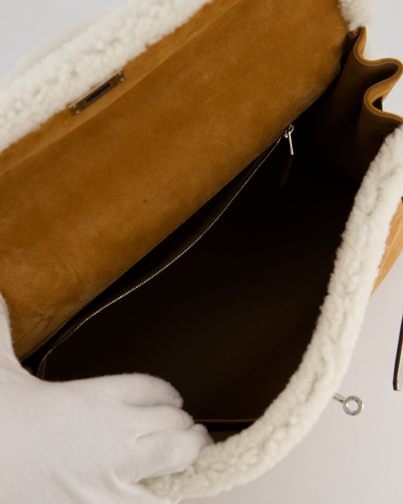 Hermes Kelly 35 Teddy Plush Grizzly Bag in Alezan Swift Leather, Ecru Plush & Chamois Grizzly Suede Leather with Palladium Hardware - Product Image 21