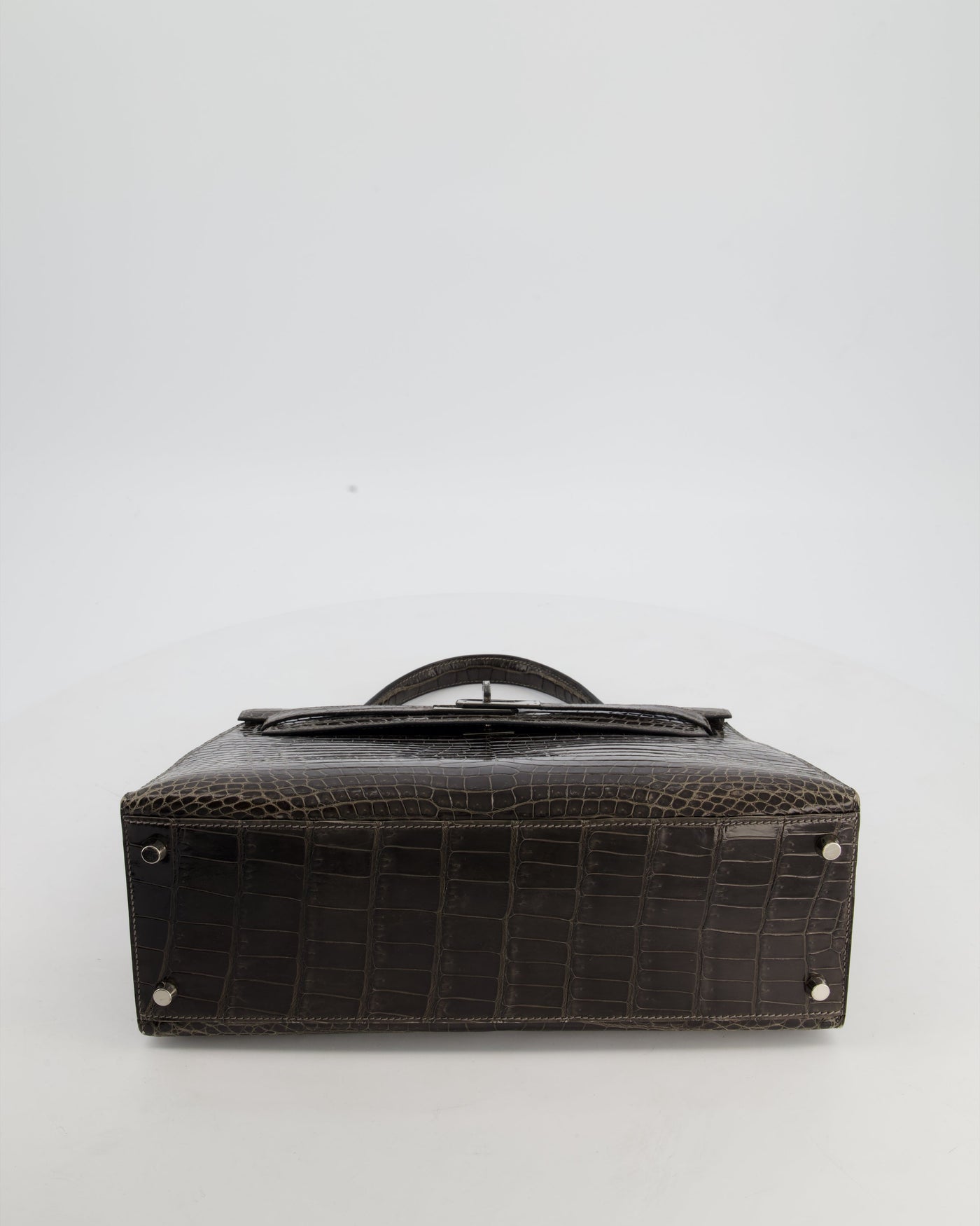 Hermes Kelly 32 Sellier Bag in Graphite Shiny Porosus Crocodile Leather with Palladium Hardware - Product Image 19