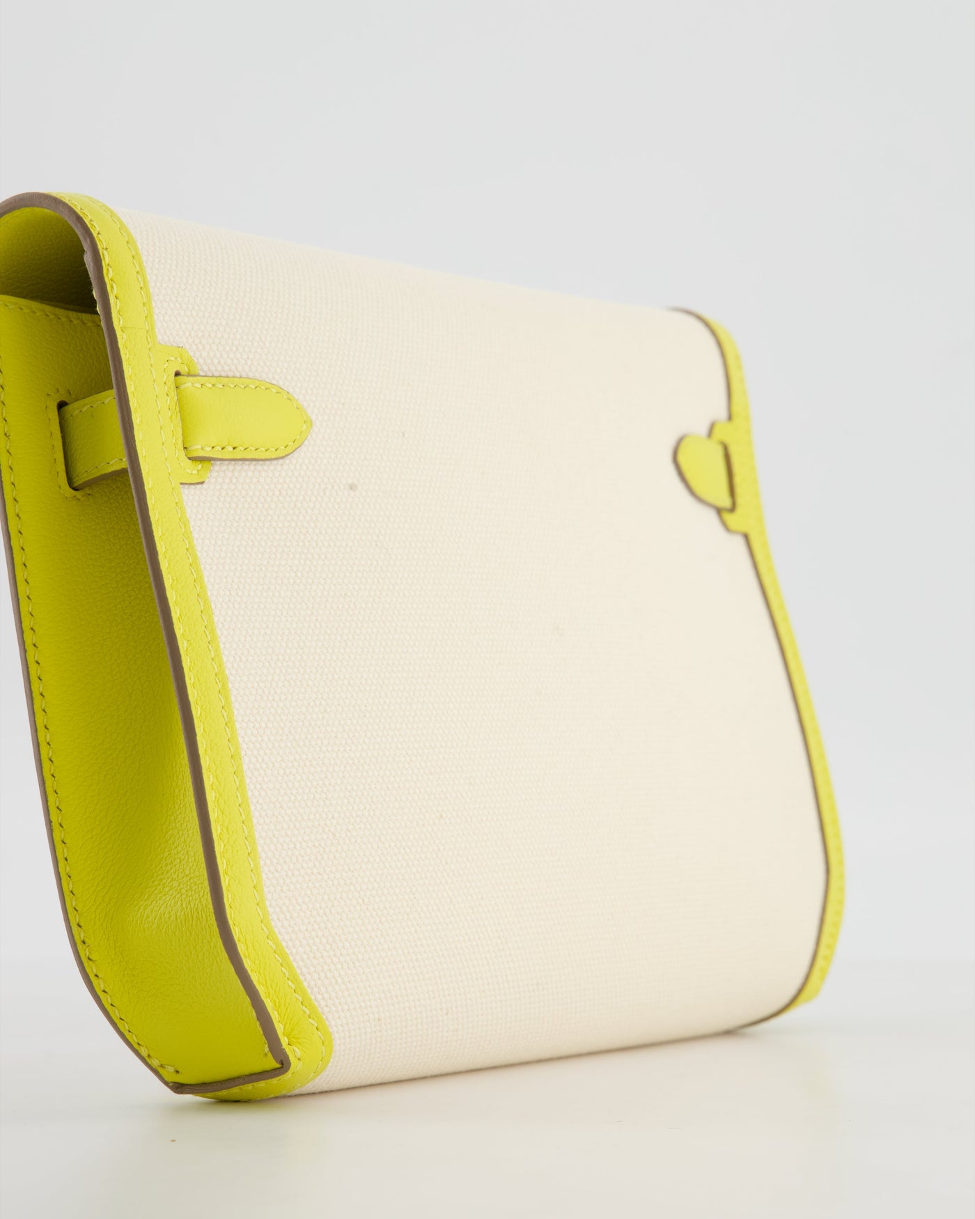 Hermes Kelly Depeches 25 Verso Bag in Ecru Canvas and Jaune Citron Chèvre with Palladium Hardware - Product Image 13