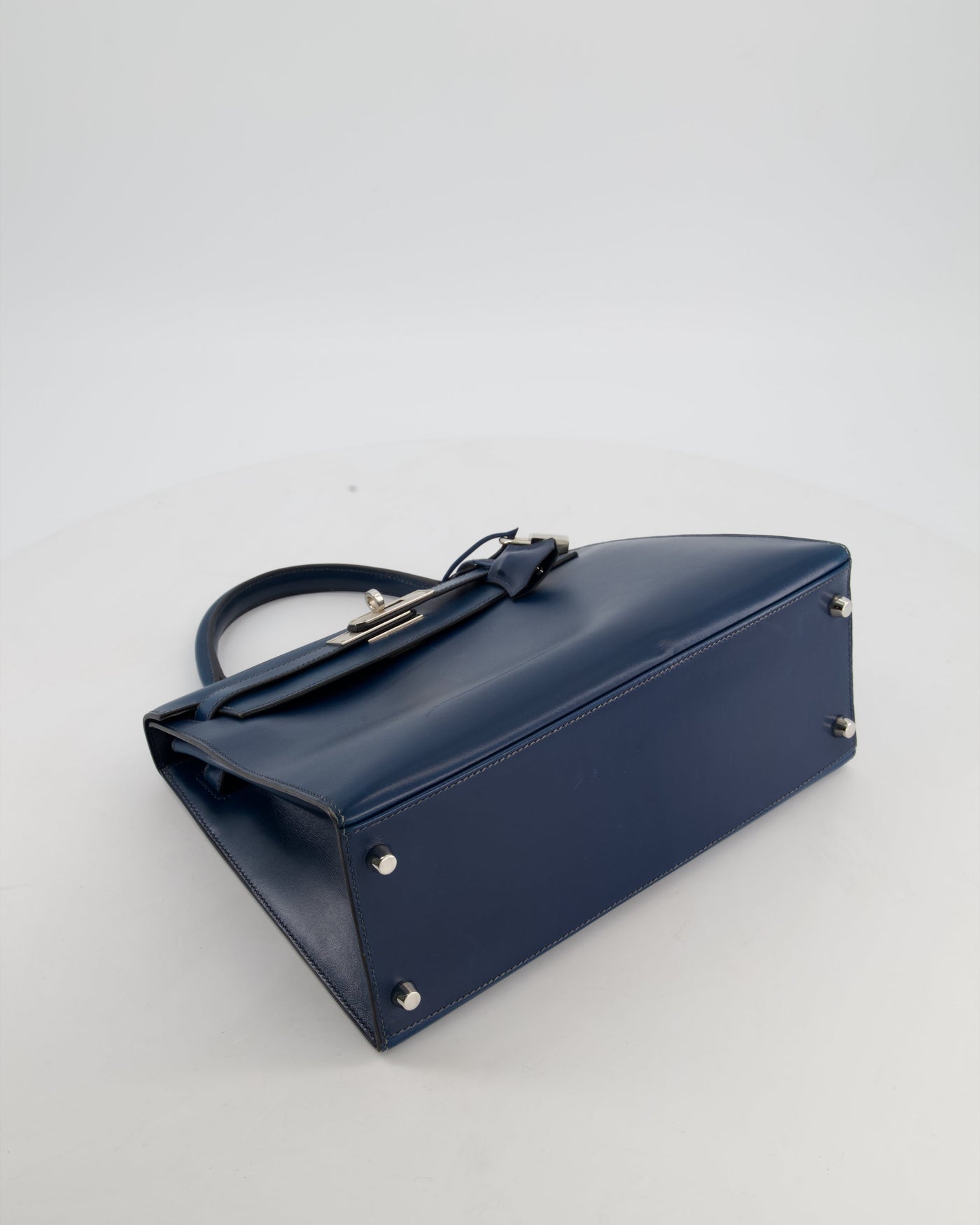 *VERY RARE* Hermes Kelly 28 Sellier Bag in Bleu De Prusse Box Calf Leather with Guilloche Palladium Hardware - Product Image 19