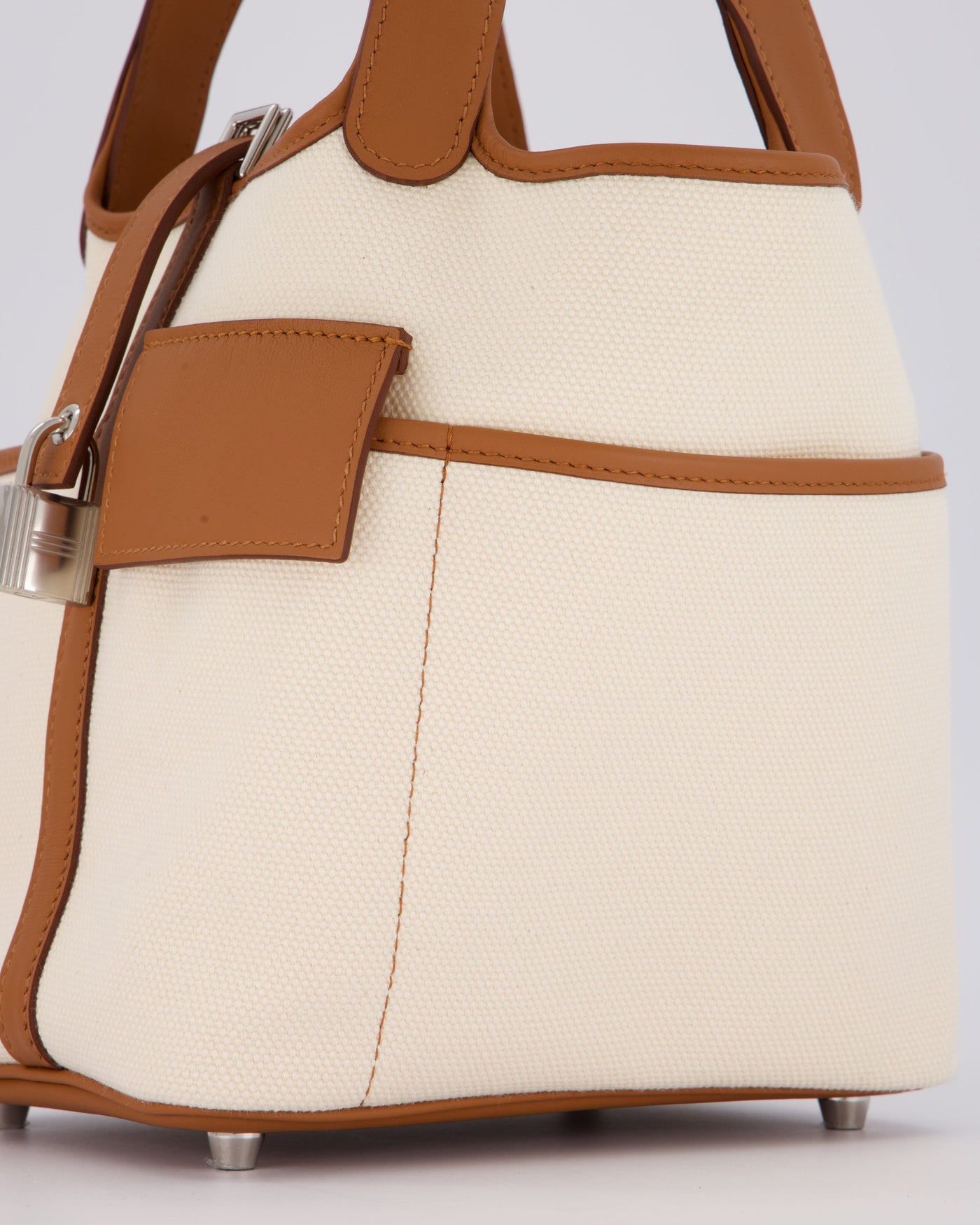 *HOT* Hermes Picotin 18 Lock Cargo Bag in Ecru Canvas & Gold Swift Leather with Palladium Hardware - Product Image 12
