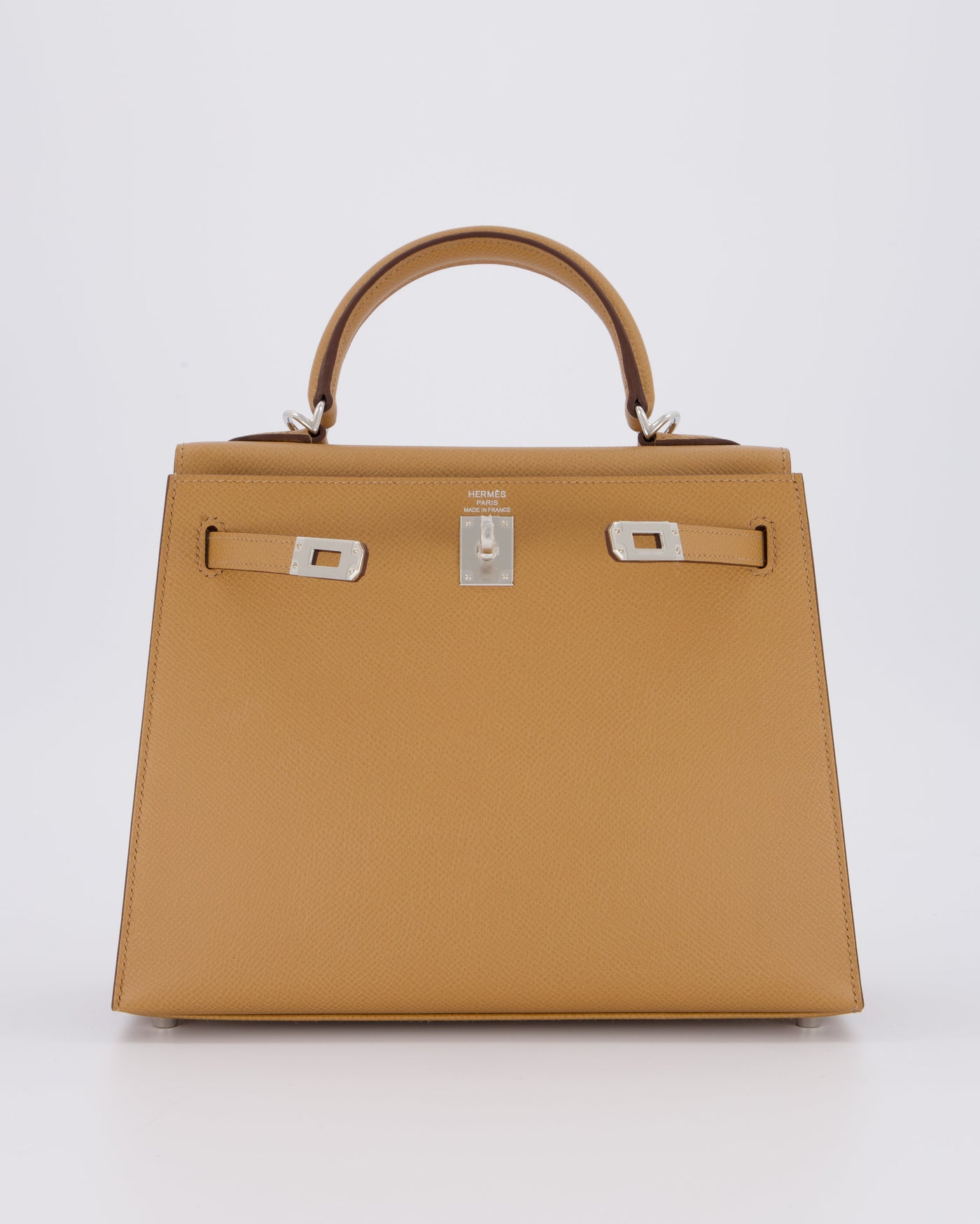 Hermes Kelly 25 Sellier Bag in Biscuit Epsom Leather with Palladium Hardware - Product Image 3