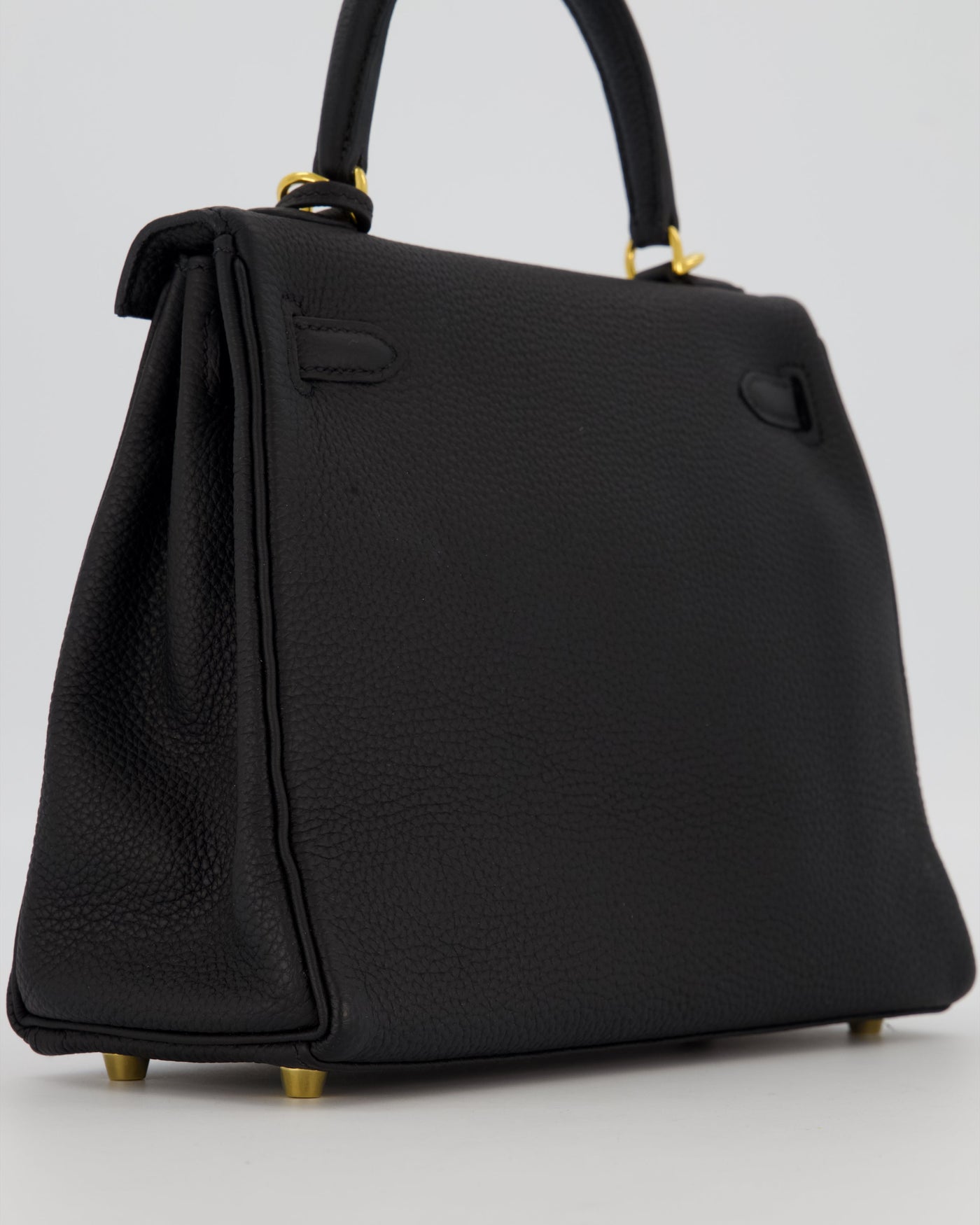 Hermes Kelly 25 Retourne Bag in Noir Togo Leather with Gold Hardware - Product Image 13