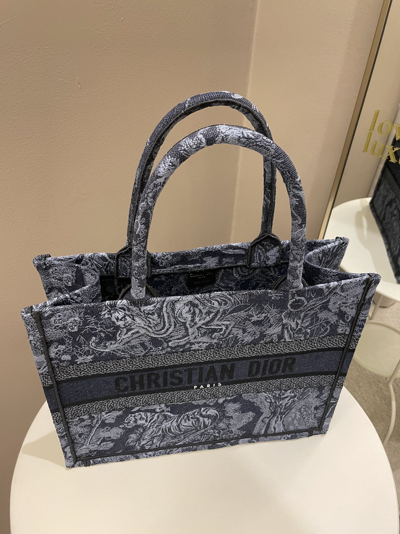 Dior Toile de Jouy Reverse Book Tote Stole Blue / Embroidery - Product Image 3