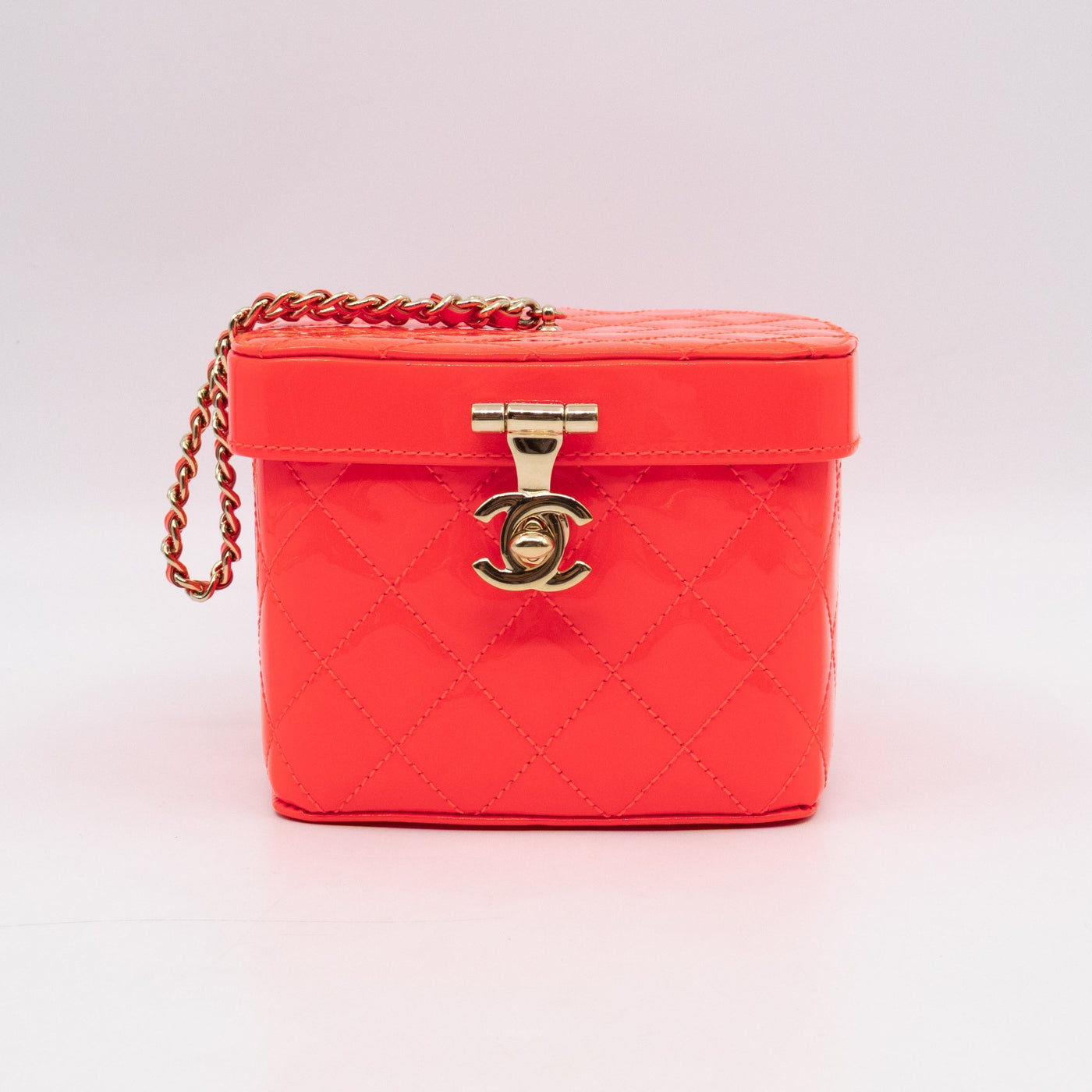 Vanity Case Minaudiere Pink Patent Leather - Product Image 2