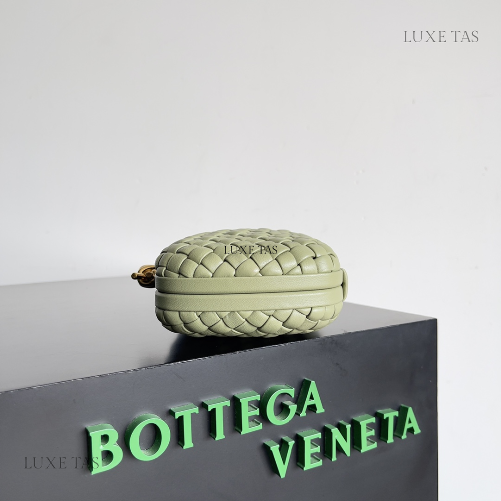 Travertine Knot Designer Clutch for Women - Product Image 3