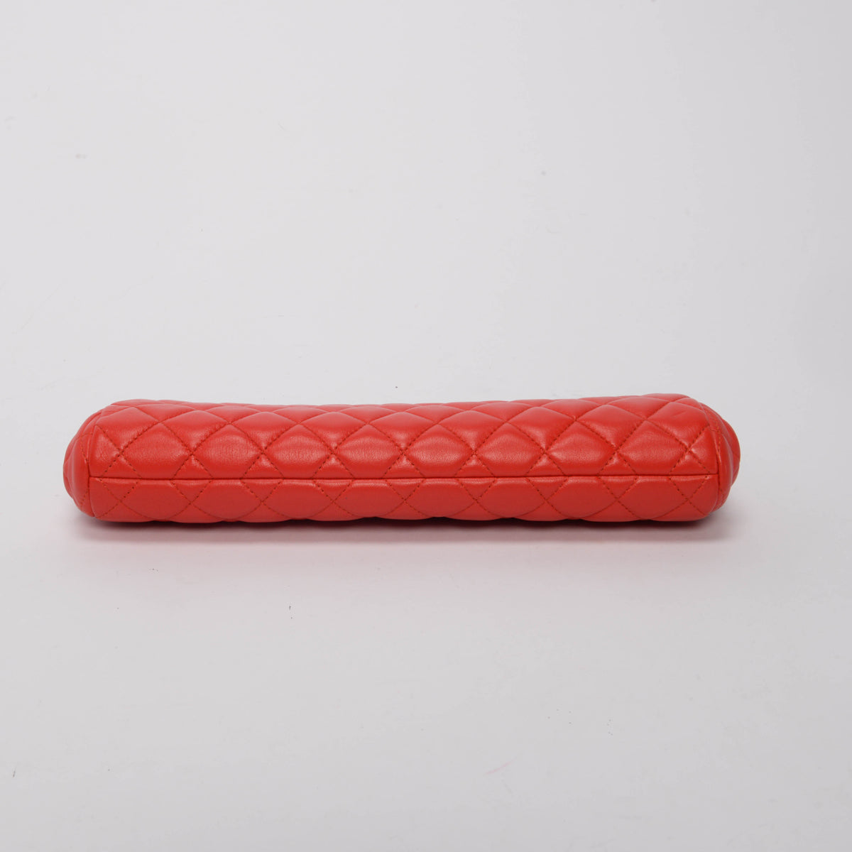 chl Red Quilted Lambskin Frame Clutch - Product Image 4