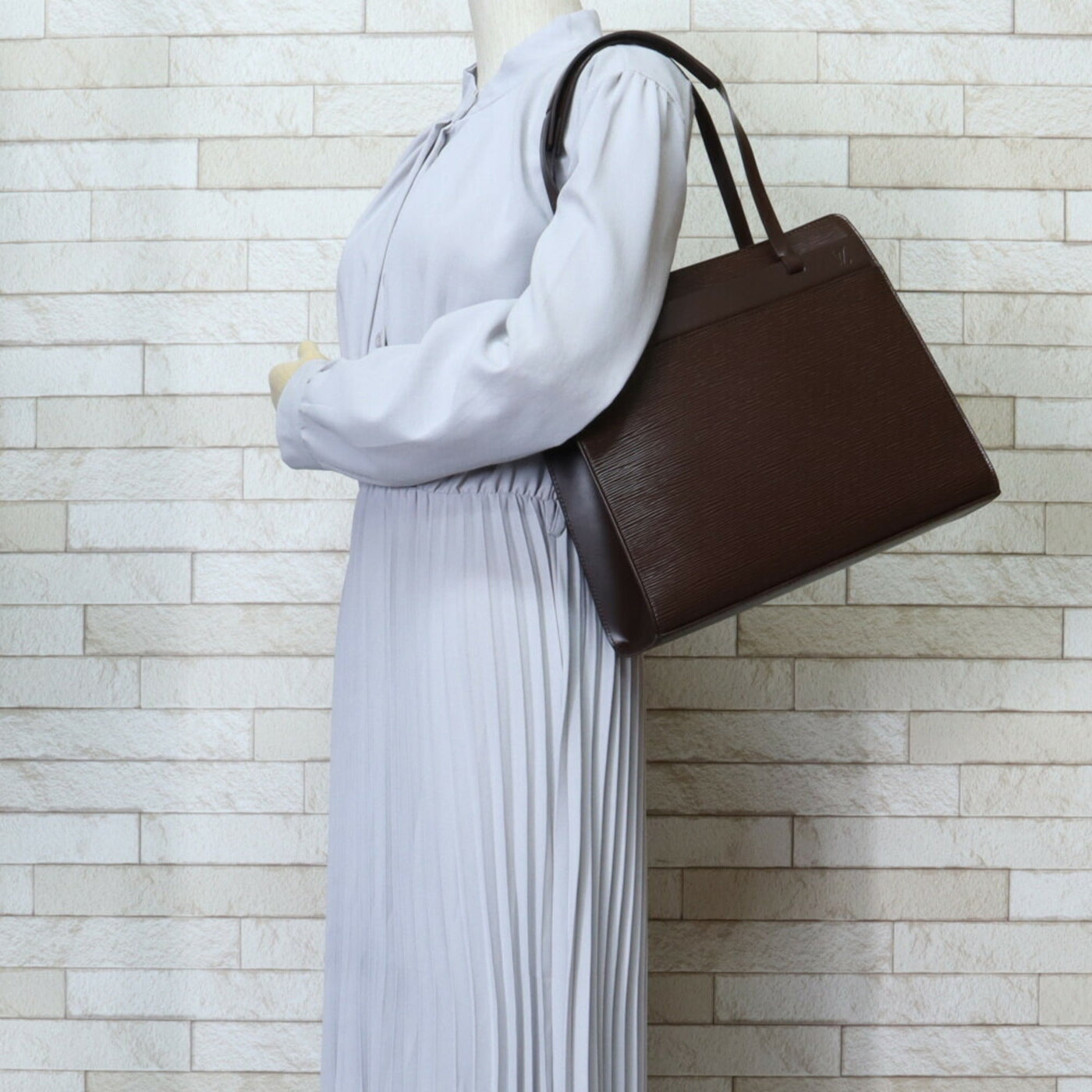 Louis Vuitton Epi Leather Shoulder Bag