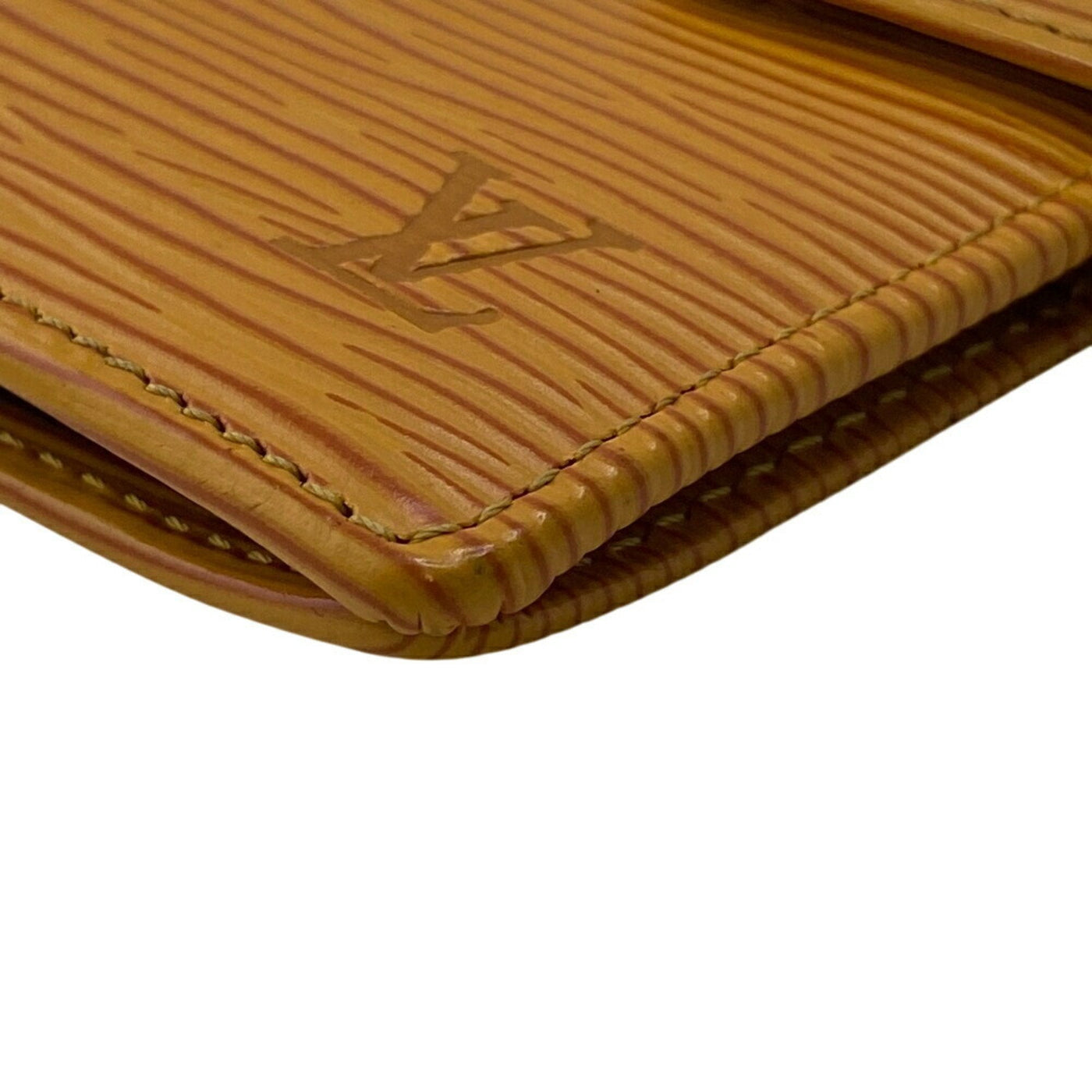 Louis Vuitton Leather Wallet (Bi-Fold)