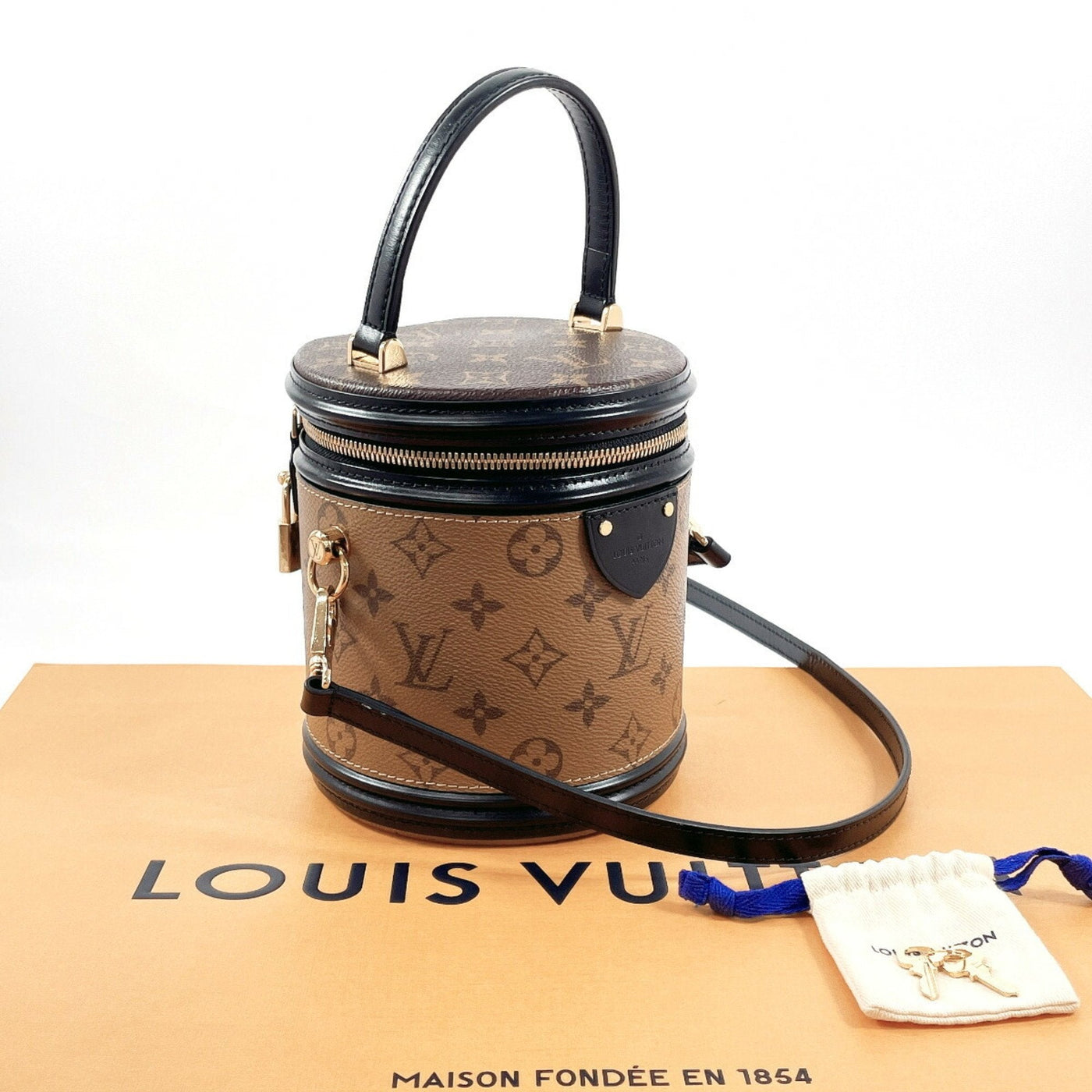 Louis Vuitton Monogram Monogram Reverse Handbag