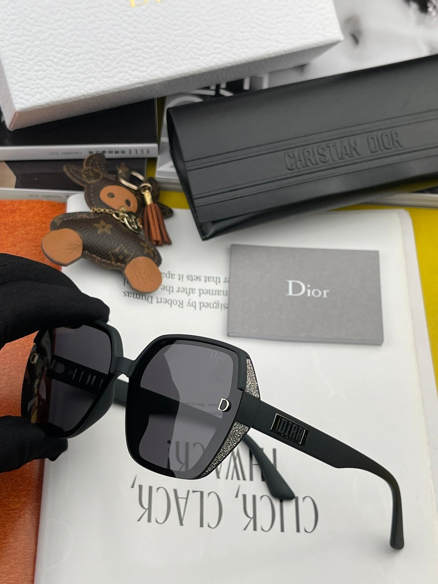 MONTAIGNE SUNGLASS IN ACETATE - Product Image 2