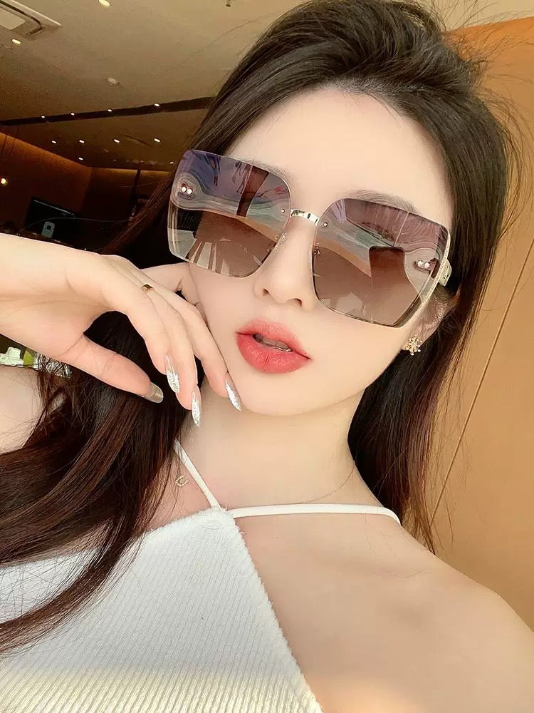 MONTAIGNE SUNGLASS IN ACETATE - Product Image 8
