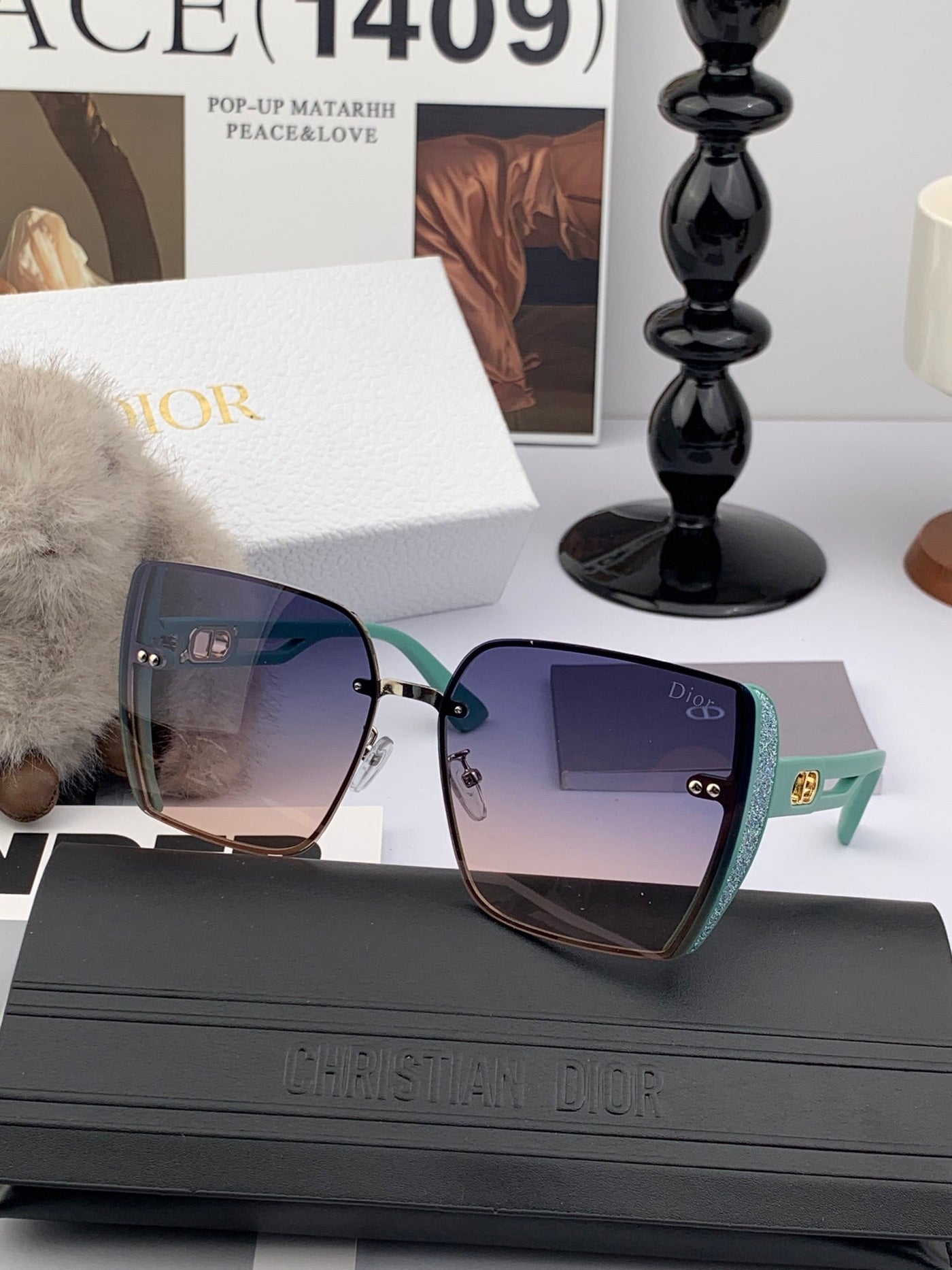 MONTAIGNE SUNGLASS IN ACETATE - Product Image 3