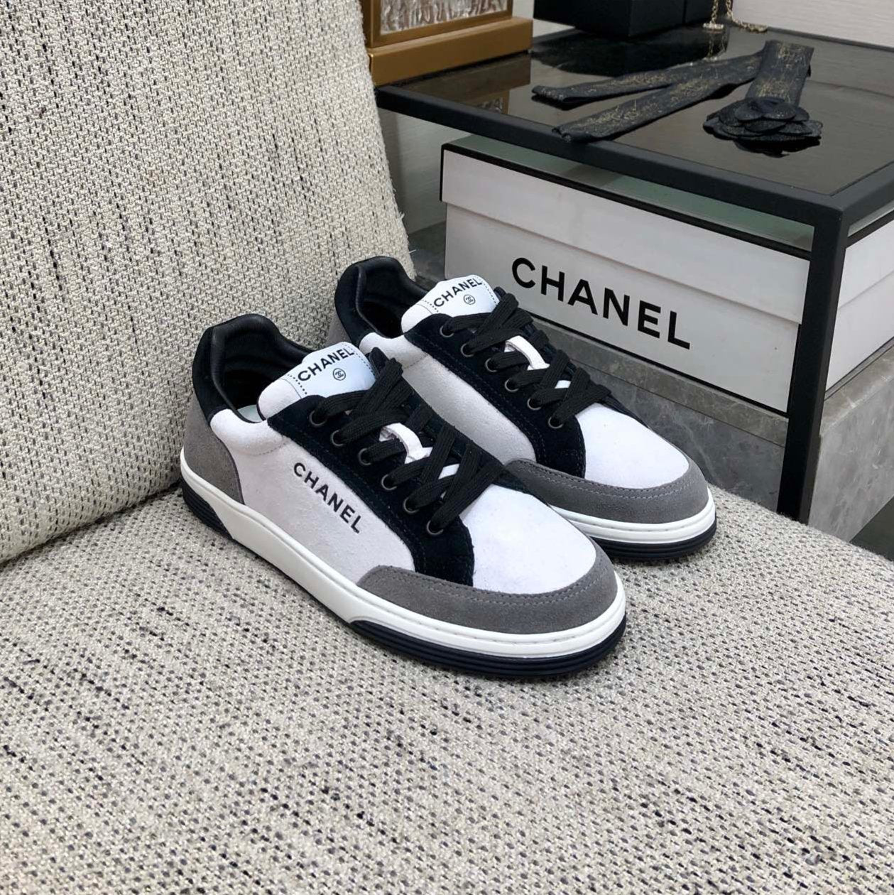 CC Sneaker Metis Casual Grey Black Sude | Studio Nafay