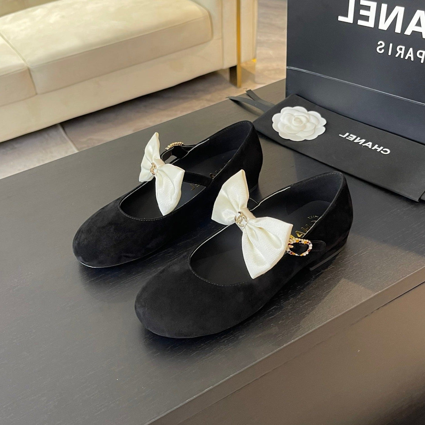BALLET FLAT BLACK SUEDE LAMBSKIN WITH WHITE BOW | Studio Nafay